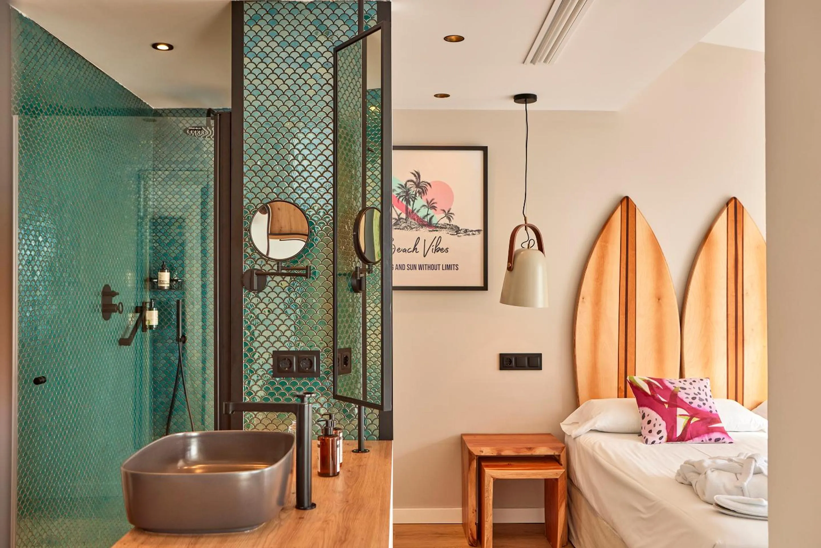 Bathroom, Bed in Hotel Florida Magaluf - Adults Only