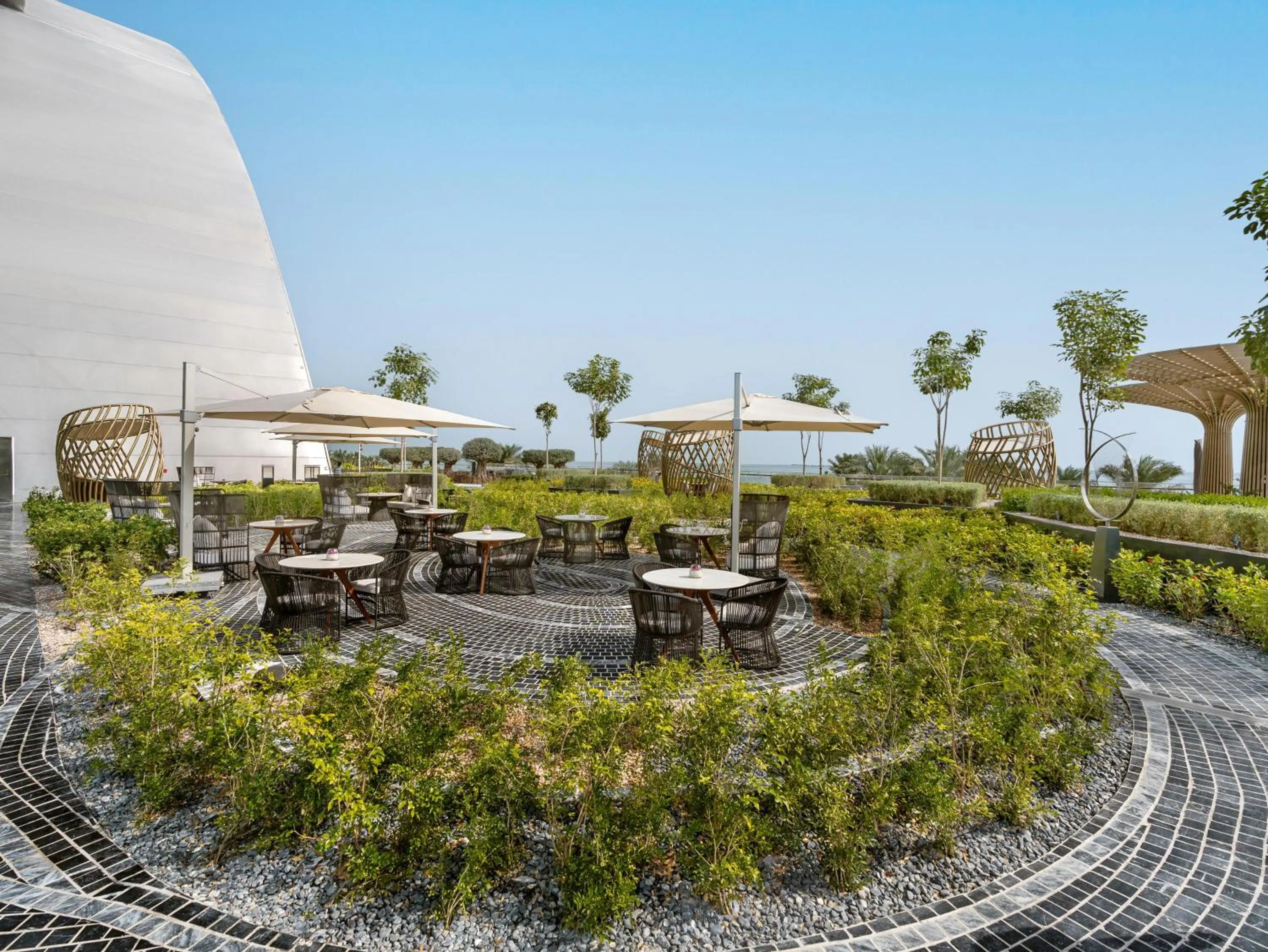 Restaurant/places to eat in Fairmont Doha