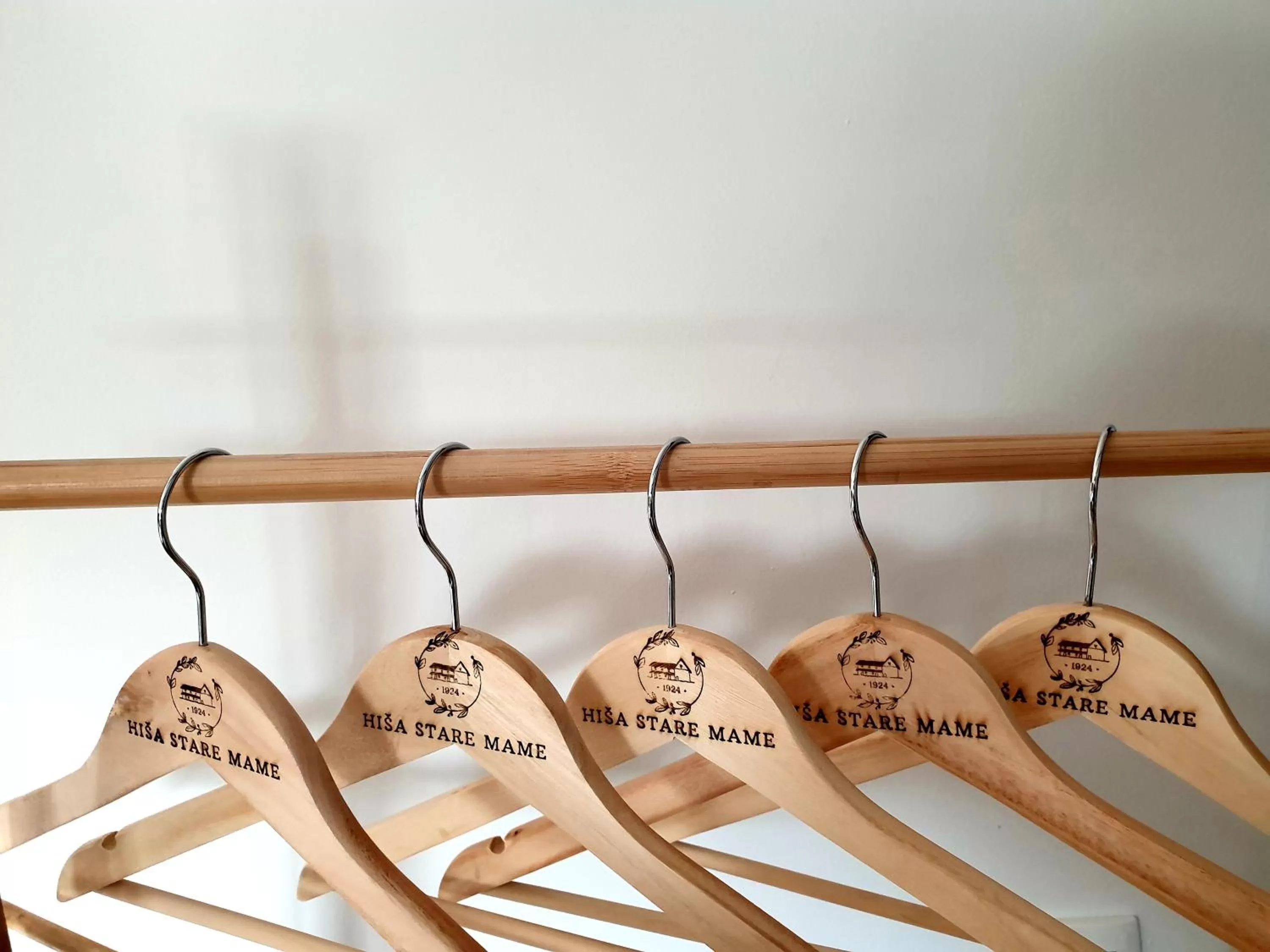 wardrobe in Hiša stare mame