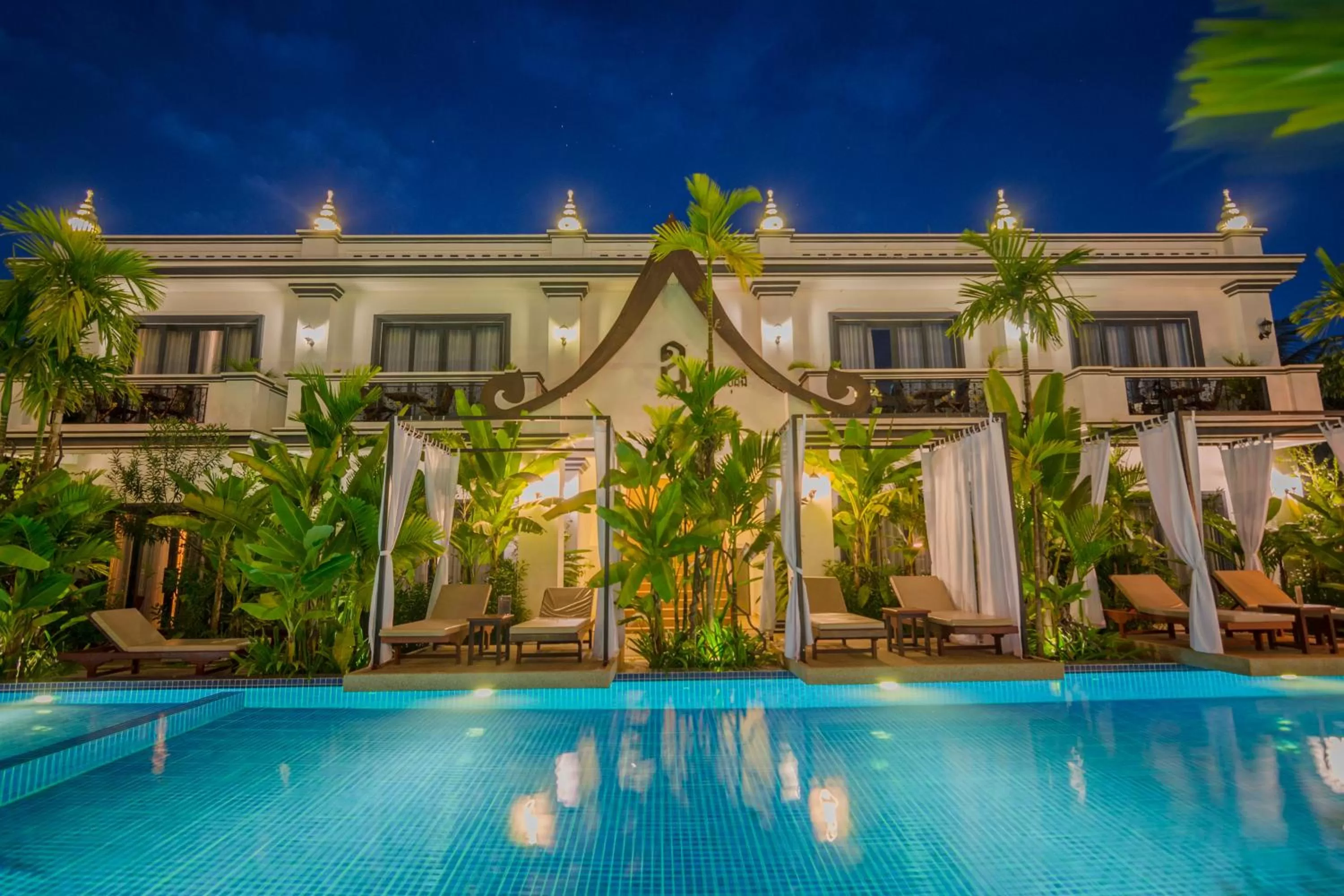 Swimming pool in Angkor Tempora Boutique