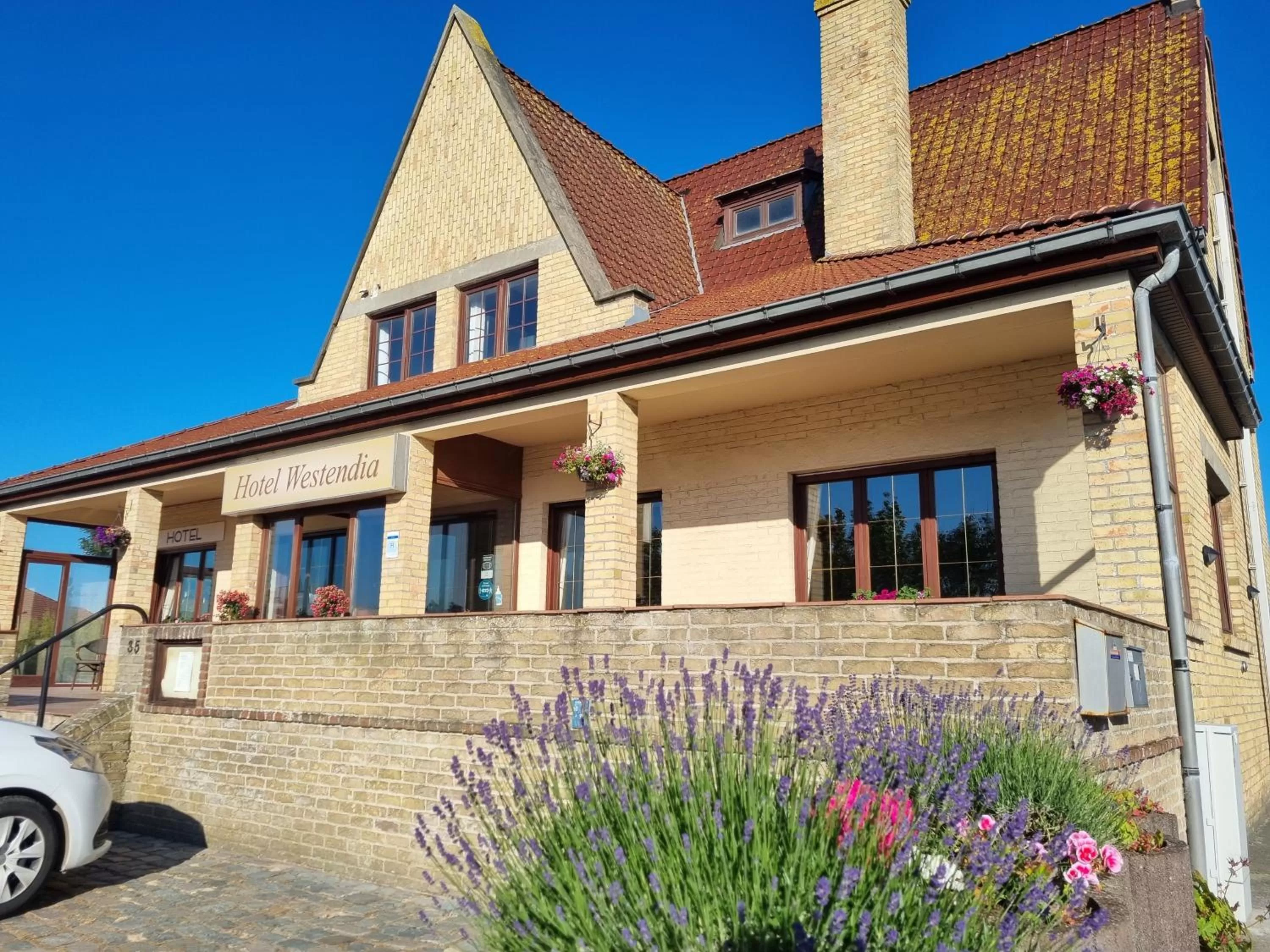 Property building in Hotel Westendia and Free Parking Top Breakfast