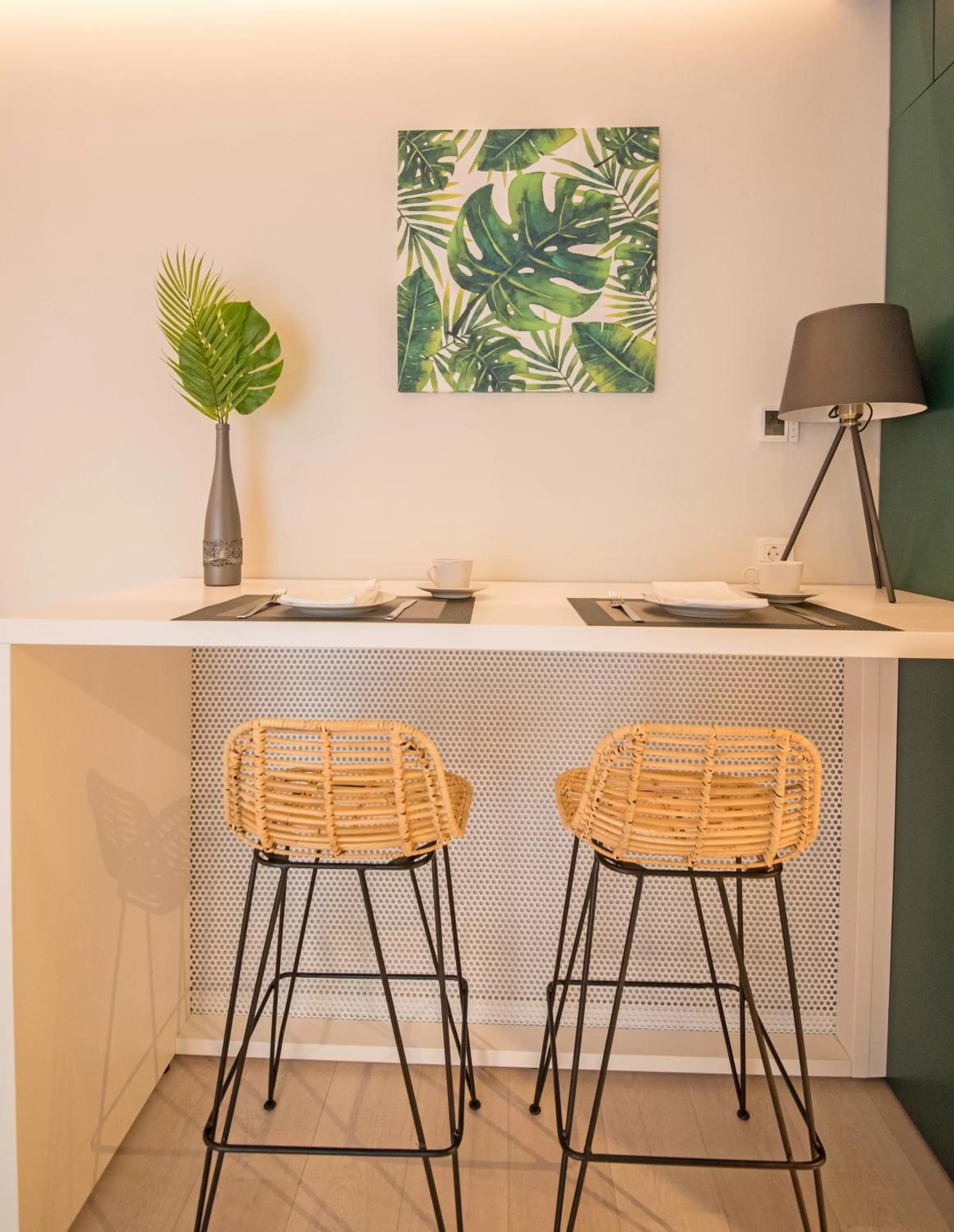 Dining area in Biador Apartments