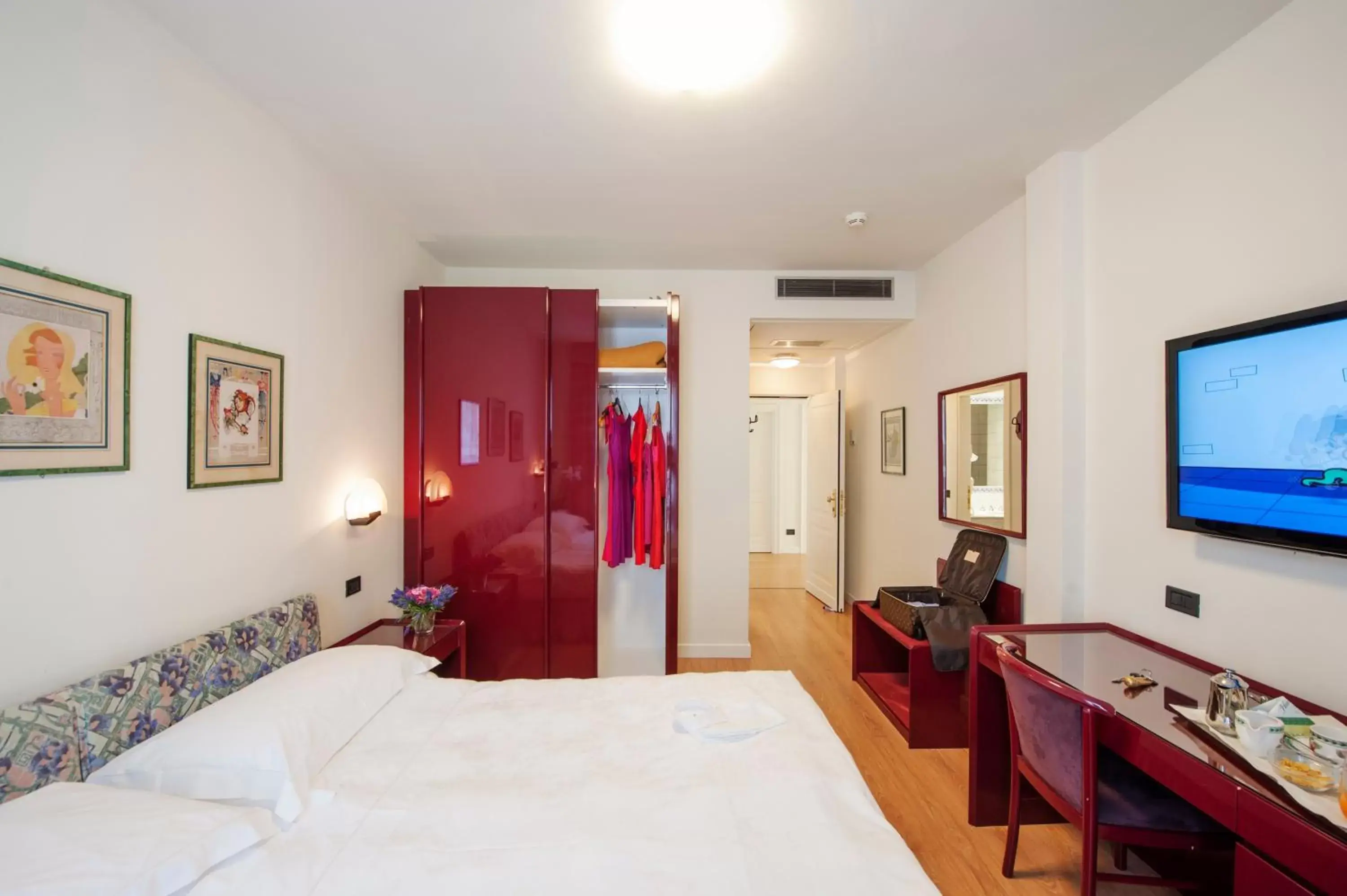 Standard Double or Twin Room in Villa Ermellina Siena, a Tribute Portfolio Hotel Standard Double or Twin Room in Villa Ermellina Siena, a Tribute Portfolio Hotel