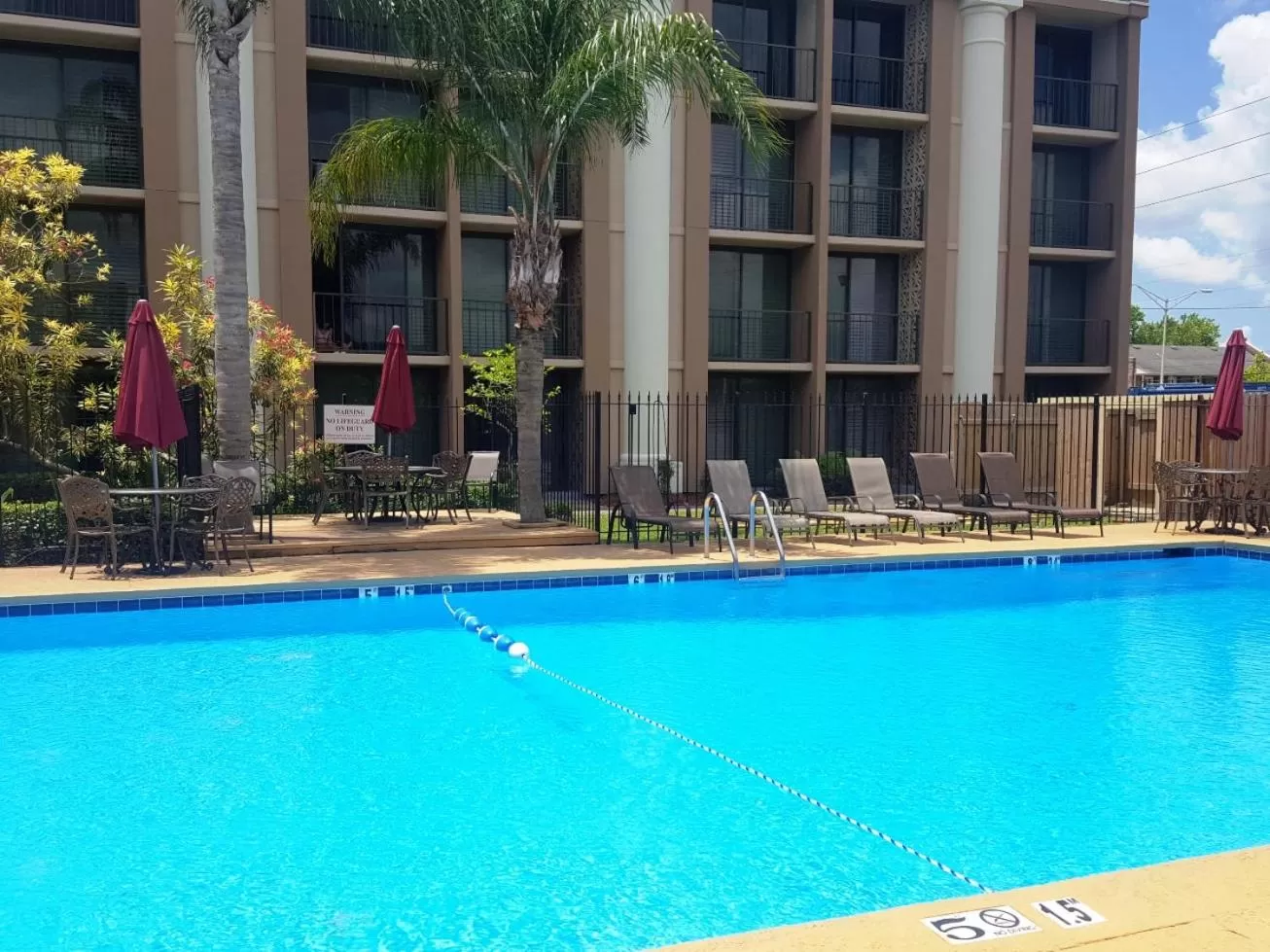 Swimming pool in Ramada by Wyndham Metairie New Orleans Airport