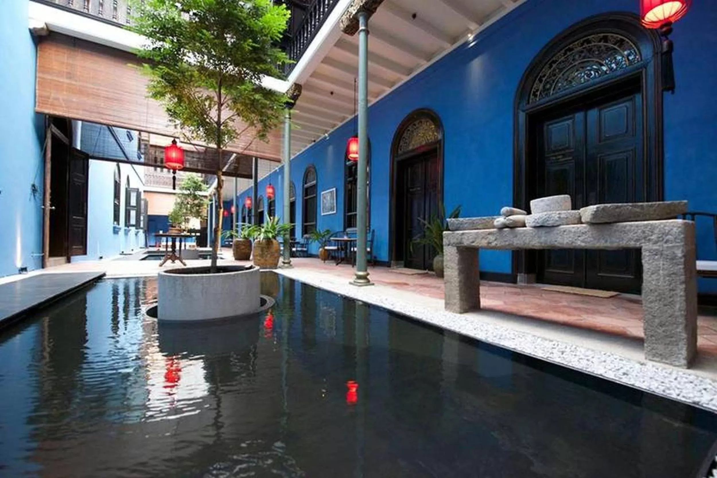 Decorative detail in Cheong Fatt Tze - The Blue Mansion