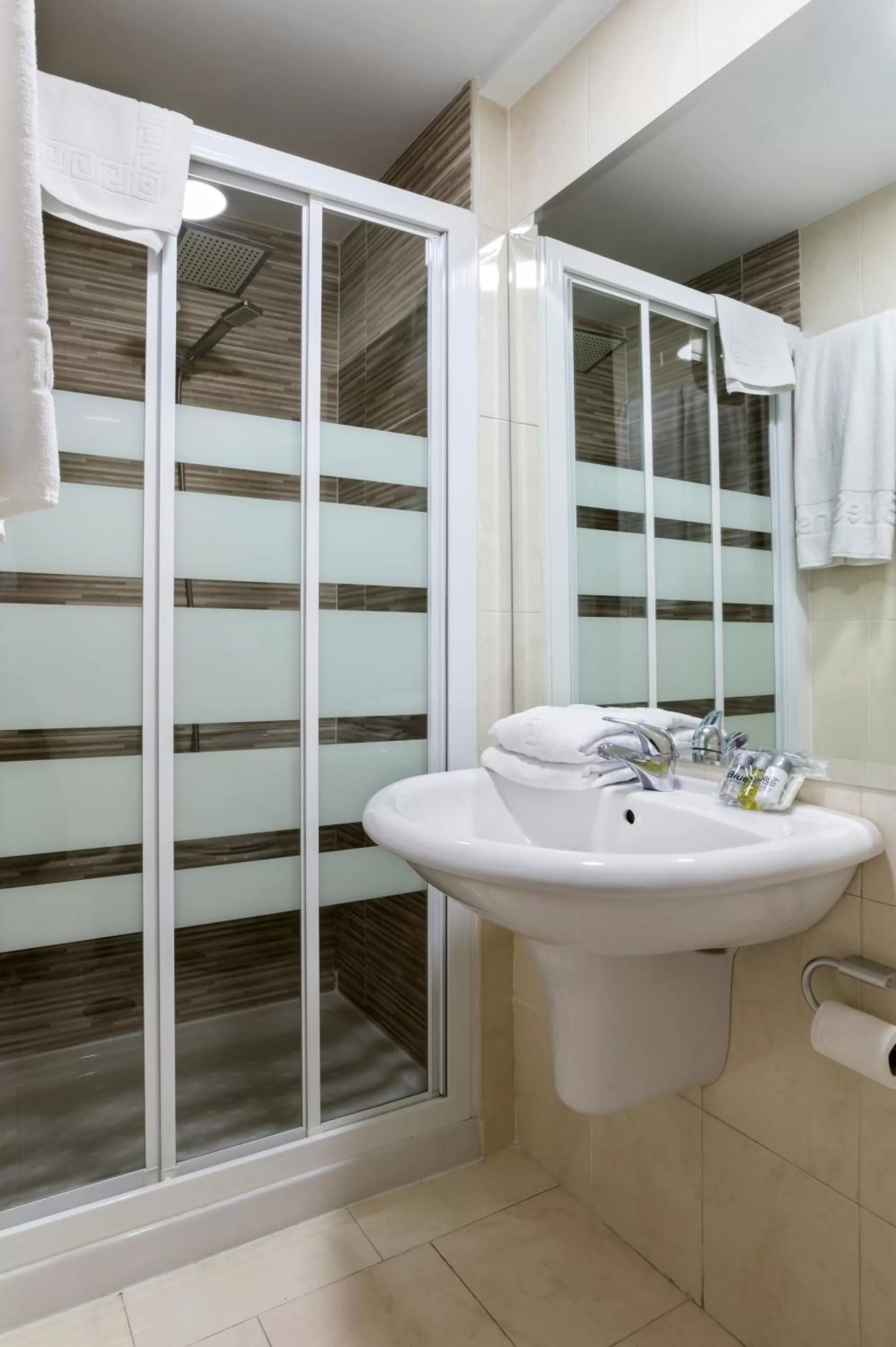 Bathroom in Boutique Urban Madrid Serrano