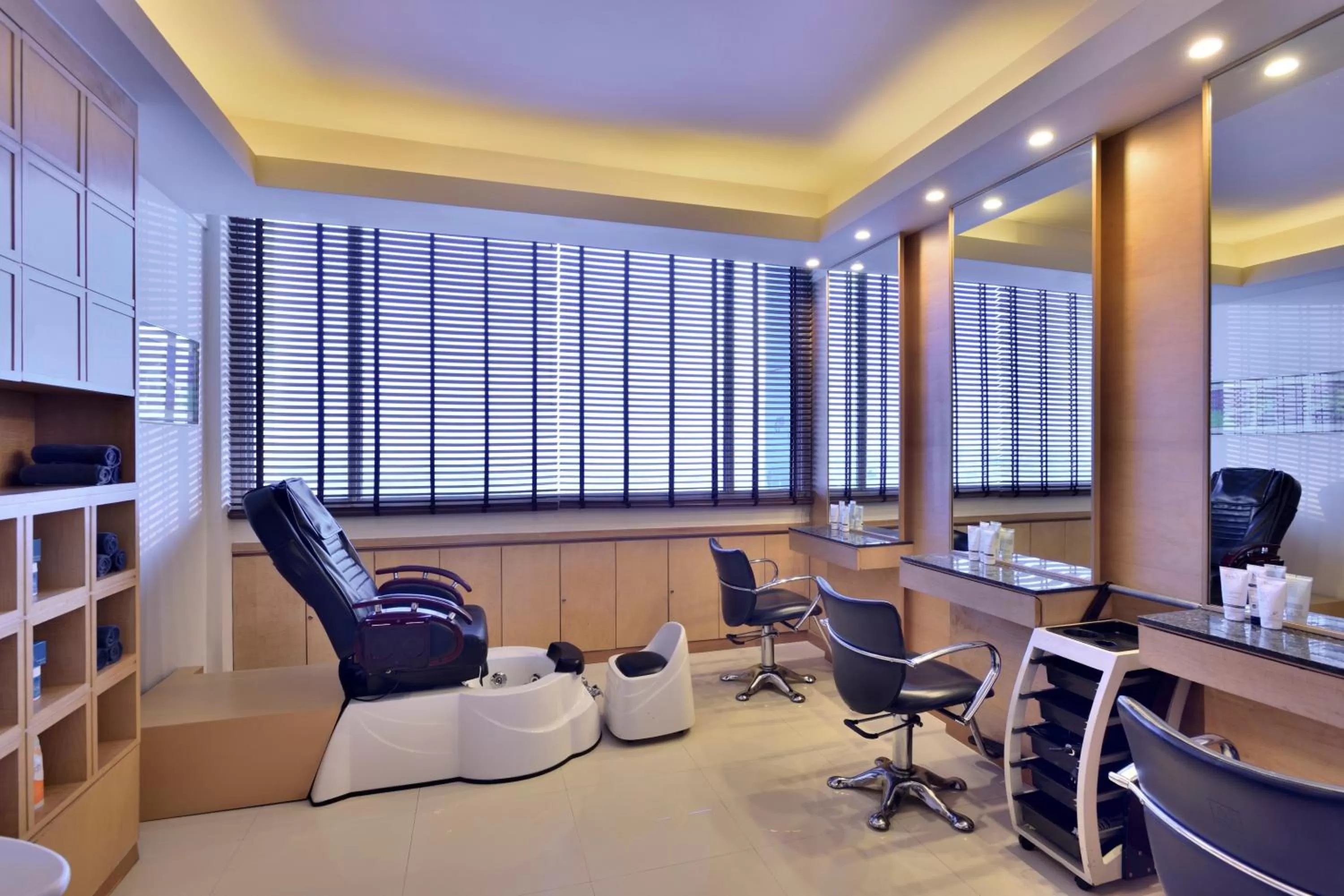 Area and facilities in Radisson Blu Hotel, Indore