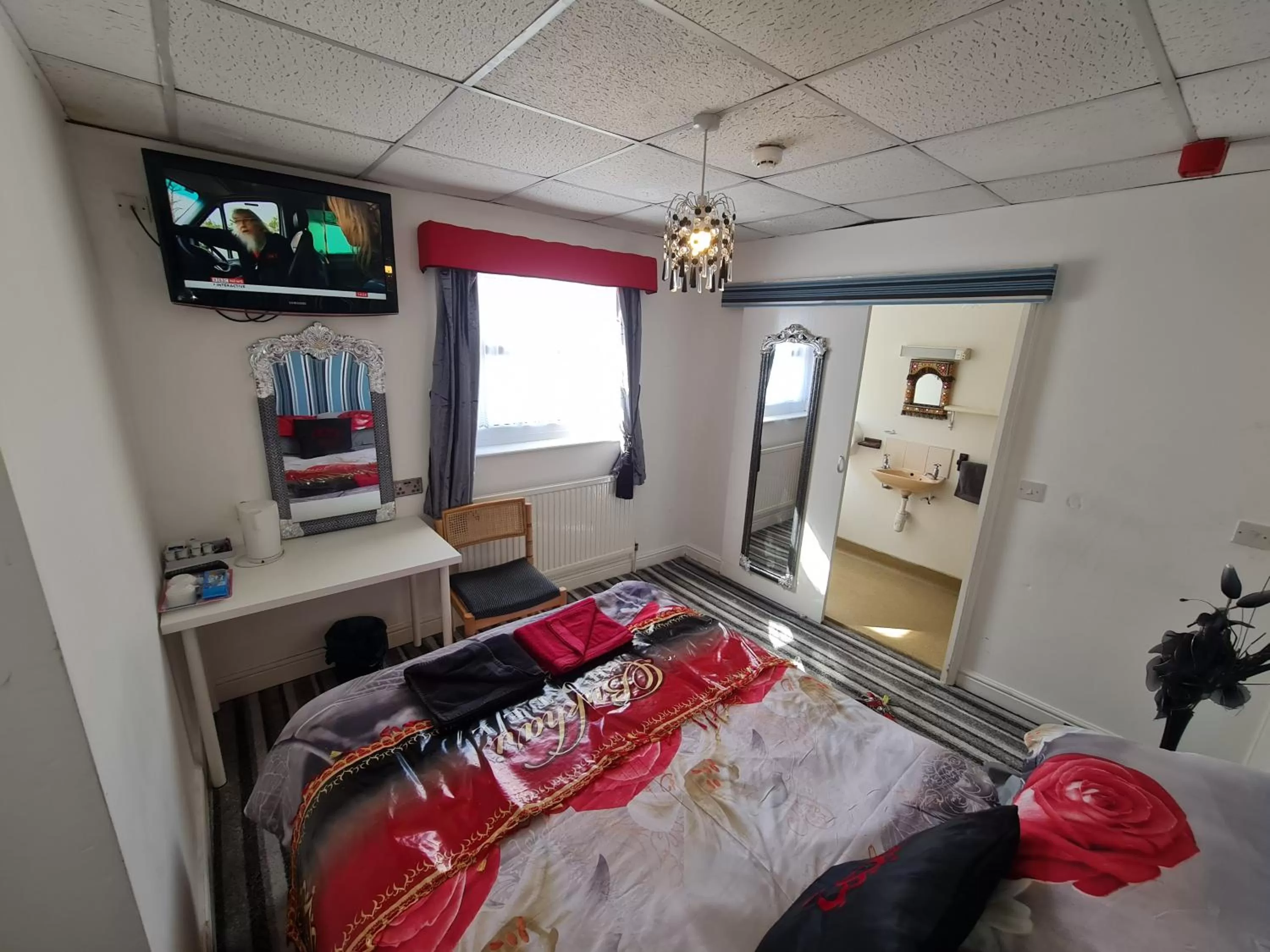 Photo of the whole room, Bed in BUKHARI Hotel