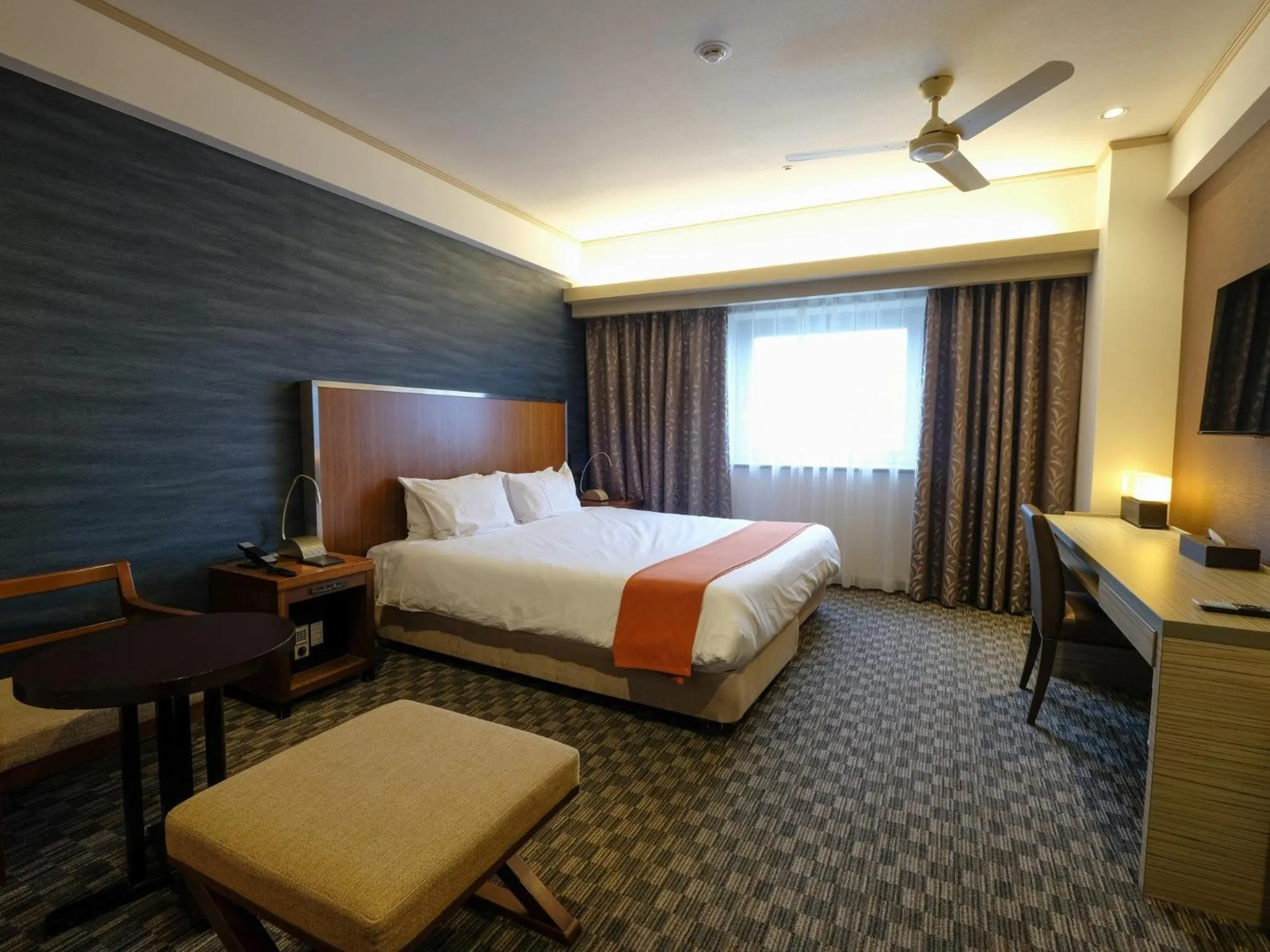 View (from property/room), Bed in Hotel Buena Vista