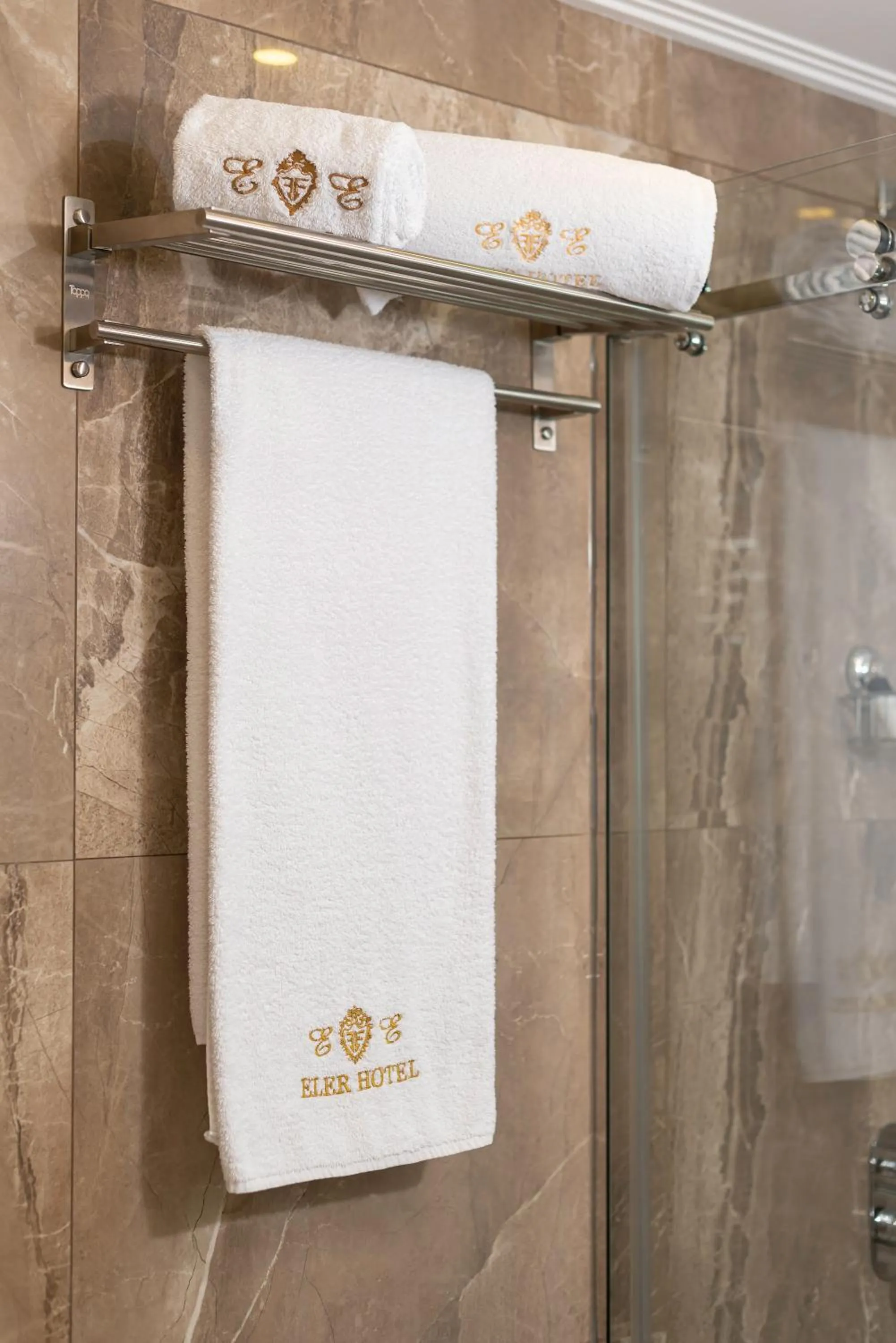 Decorative detail in Eler Hotel