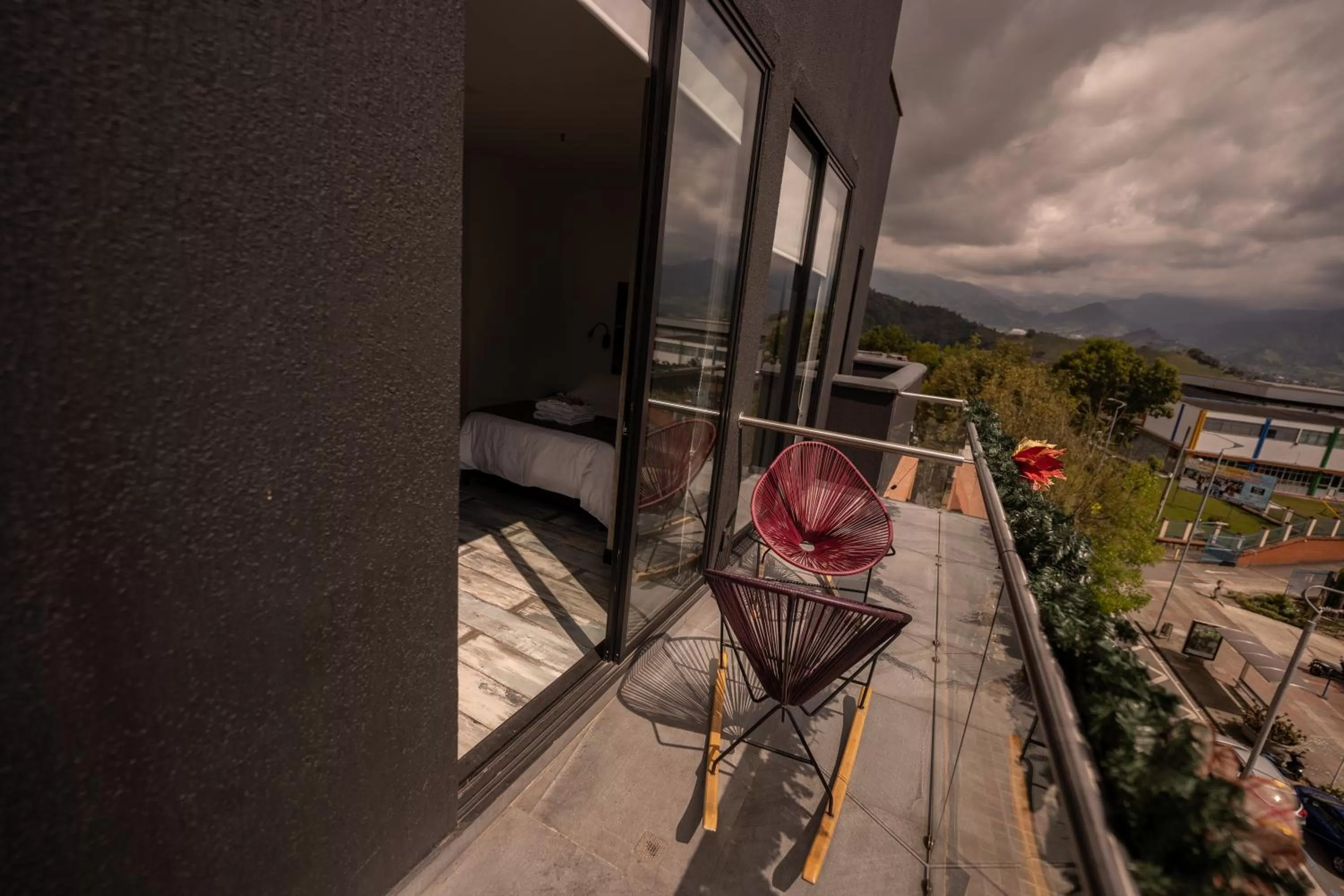 Balcony/Terrace in The Coffee Club Apartahotel