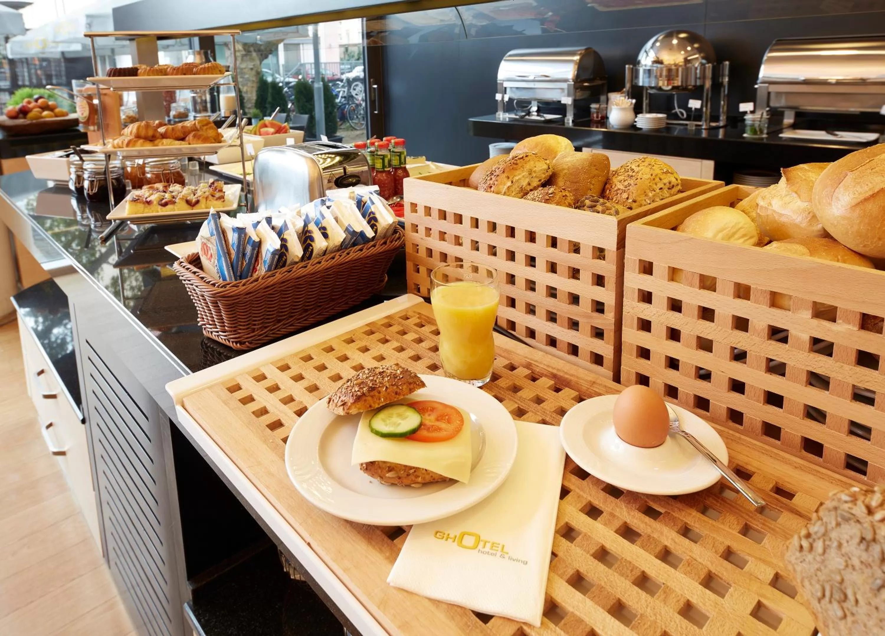 Buffet breakfast in GHOTEL hotel & living Koblenz