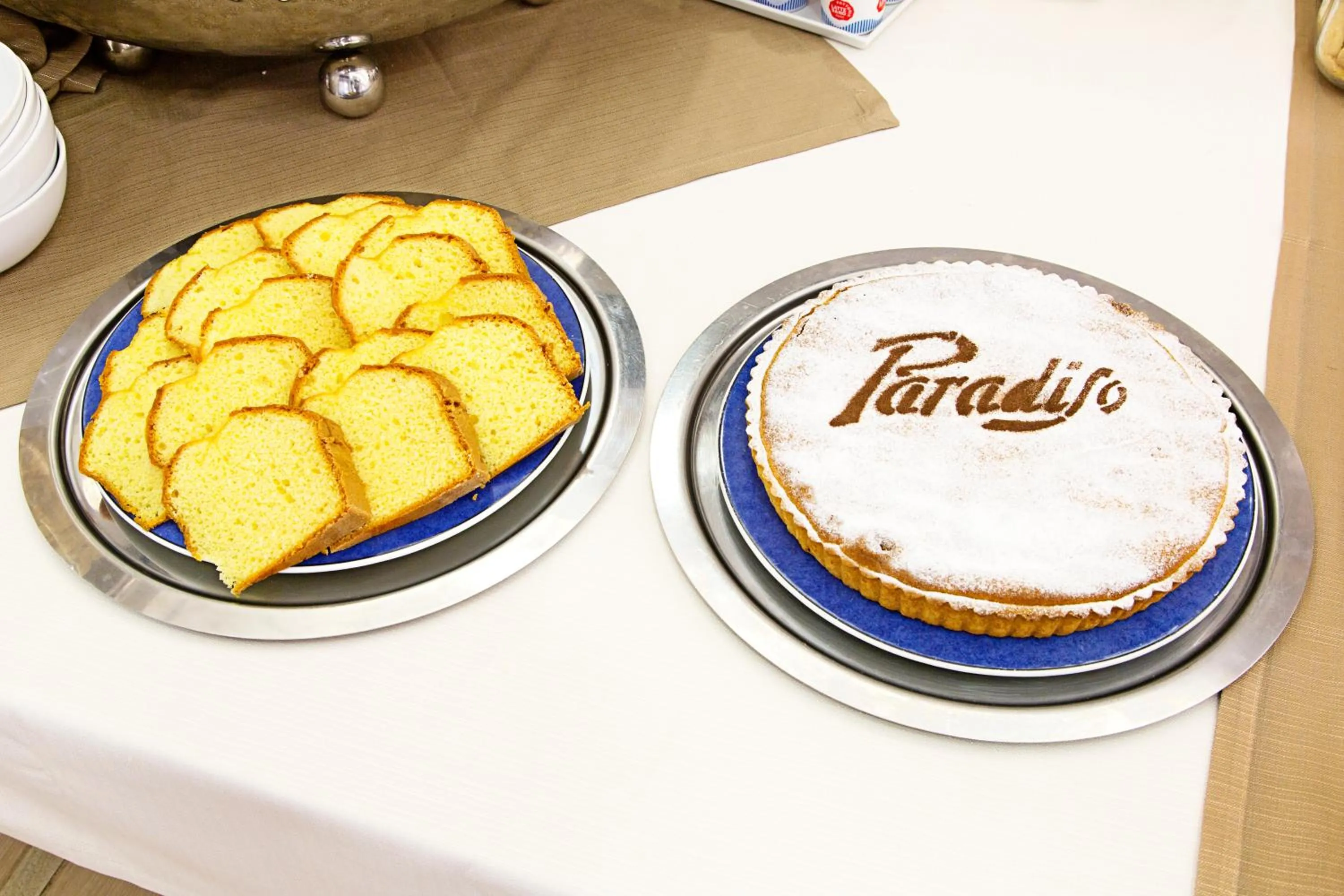 Italian breakfast in Hotel Palace 2000