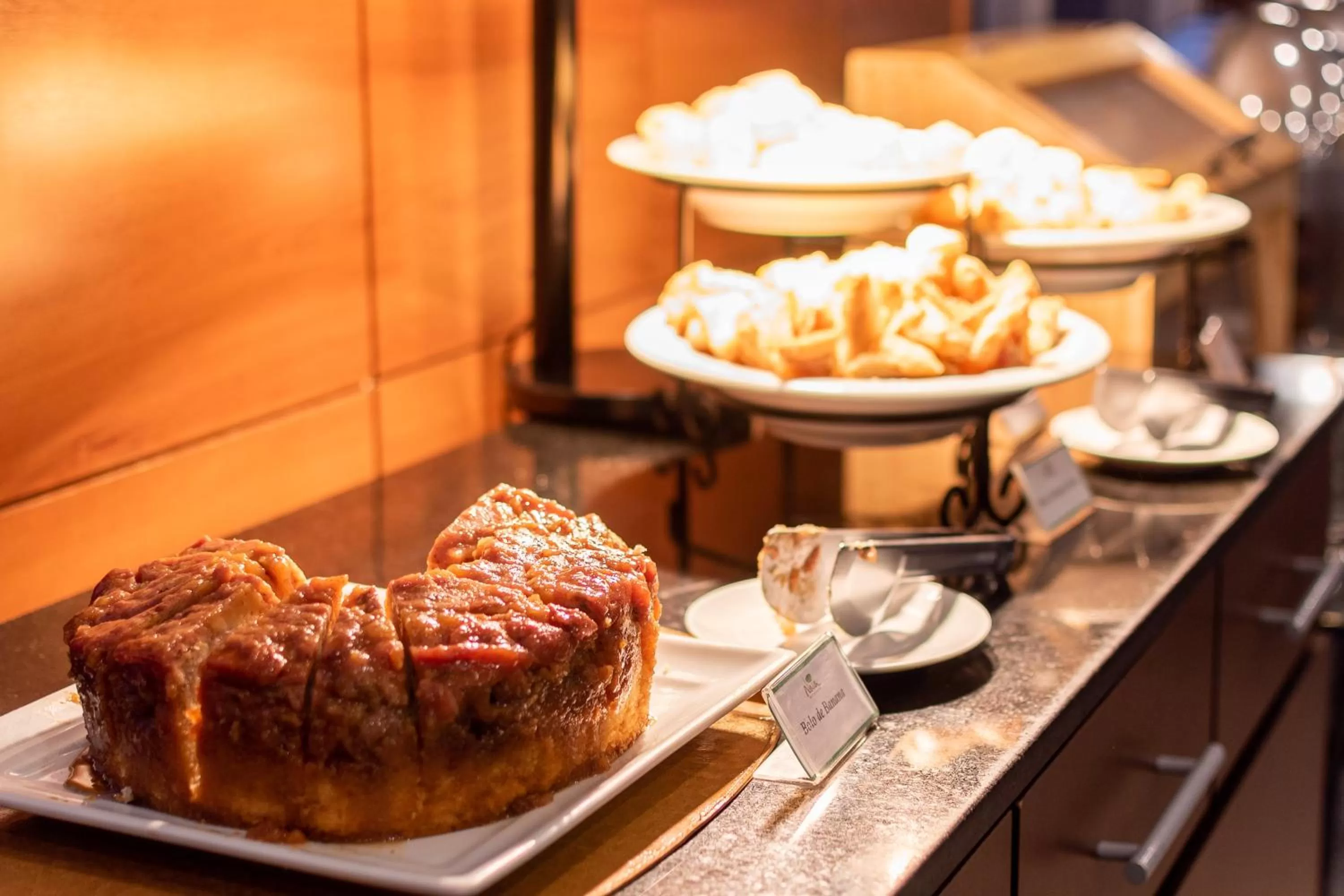 Restaurant/places to eat in Holiday Inn Manaus by IHG