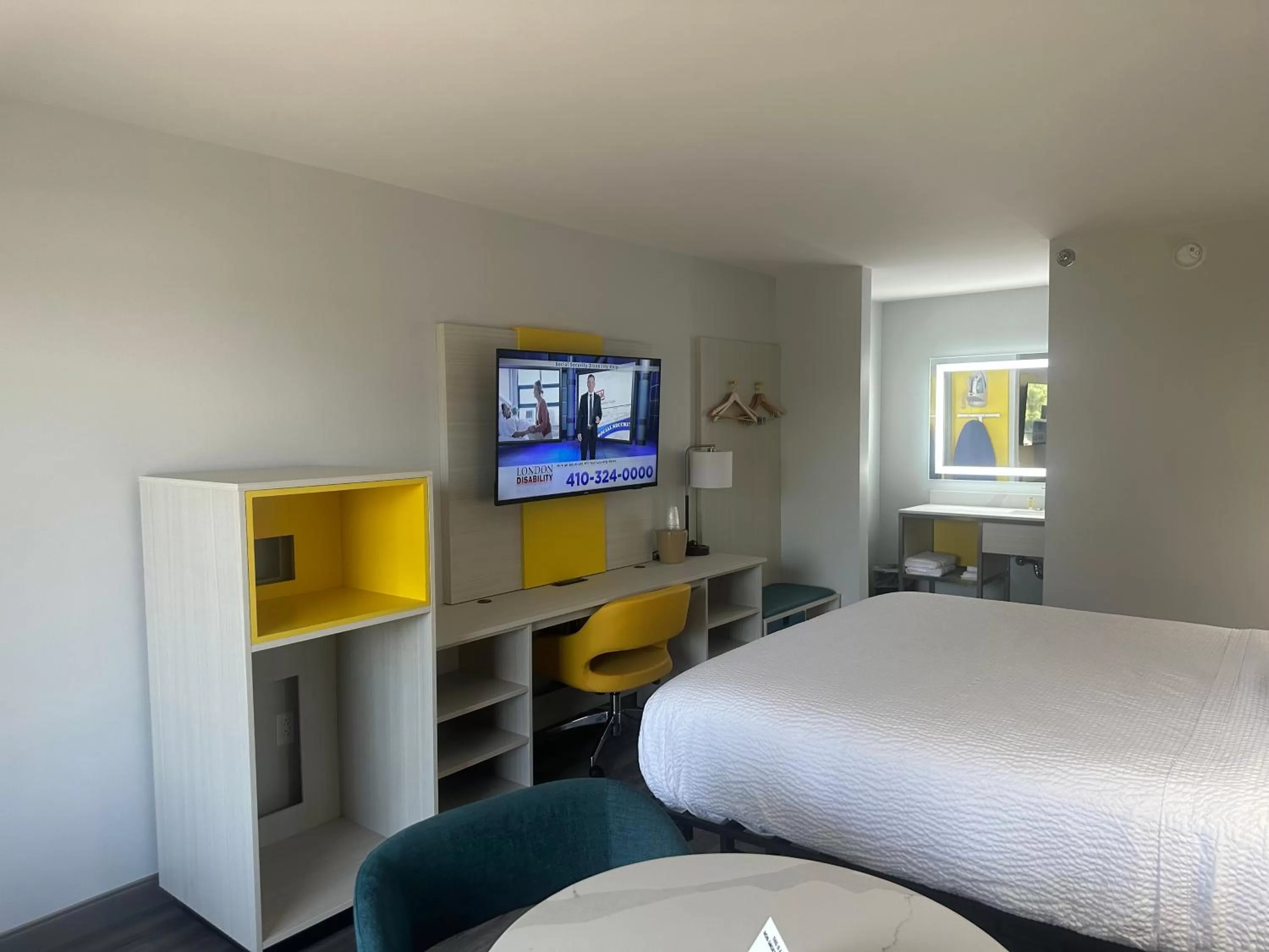 Bed in Days-Inn by Wyndham Baltimore Northwest