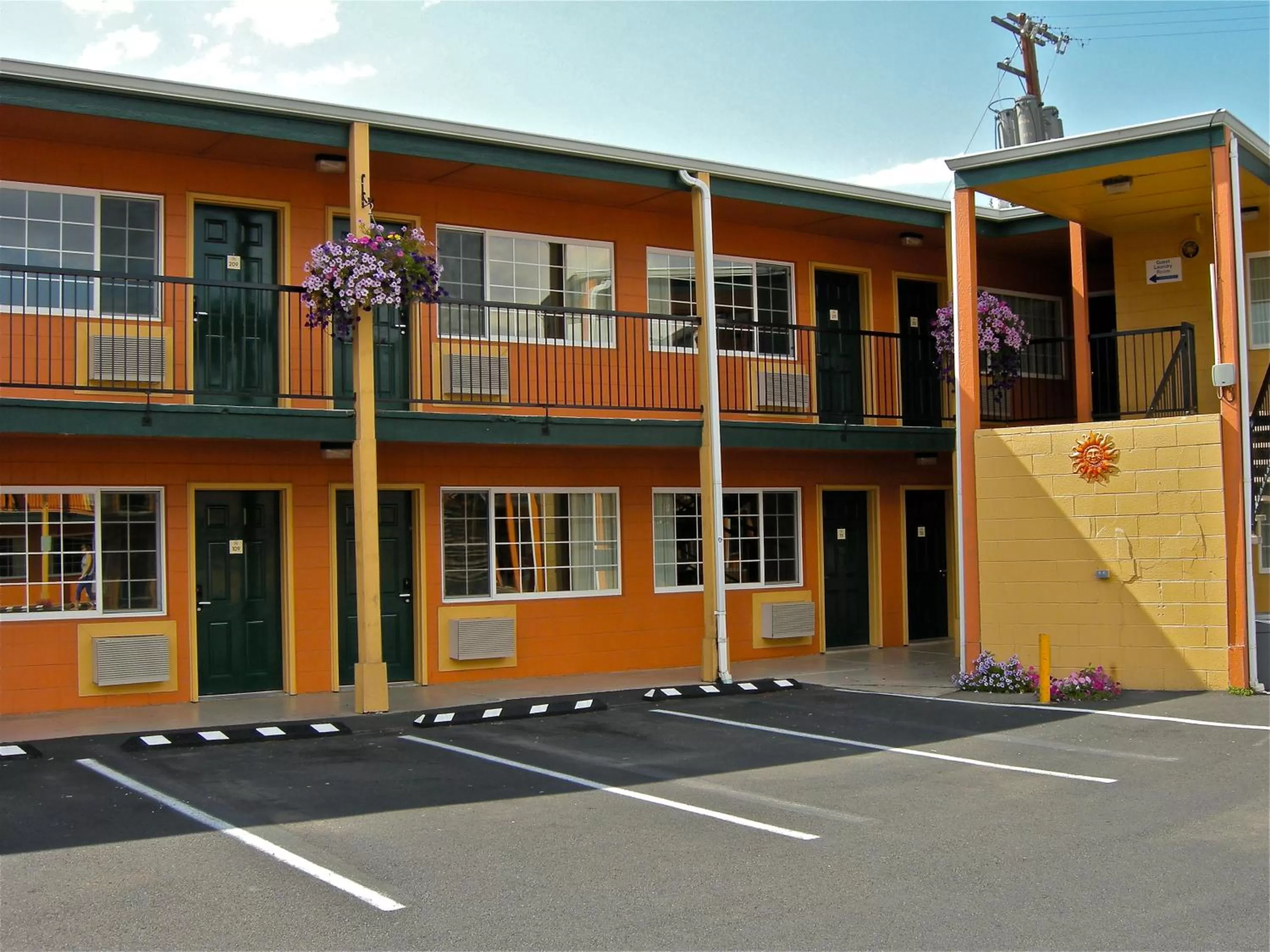 Property building in Americas Best Value Inn - Pendleton