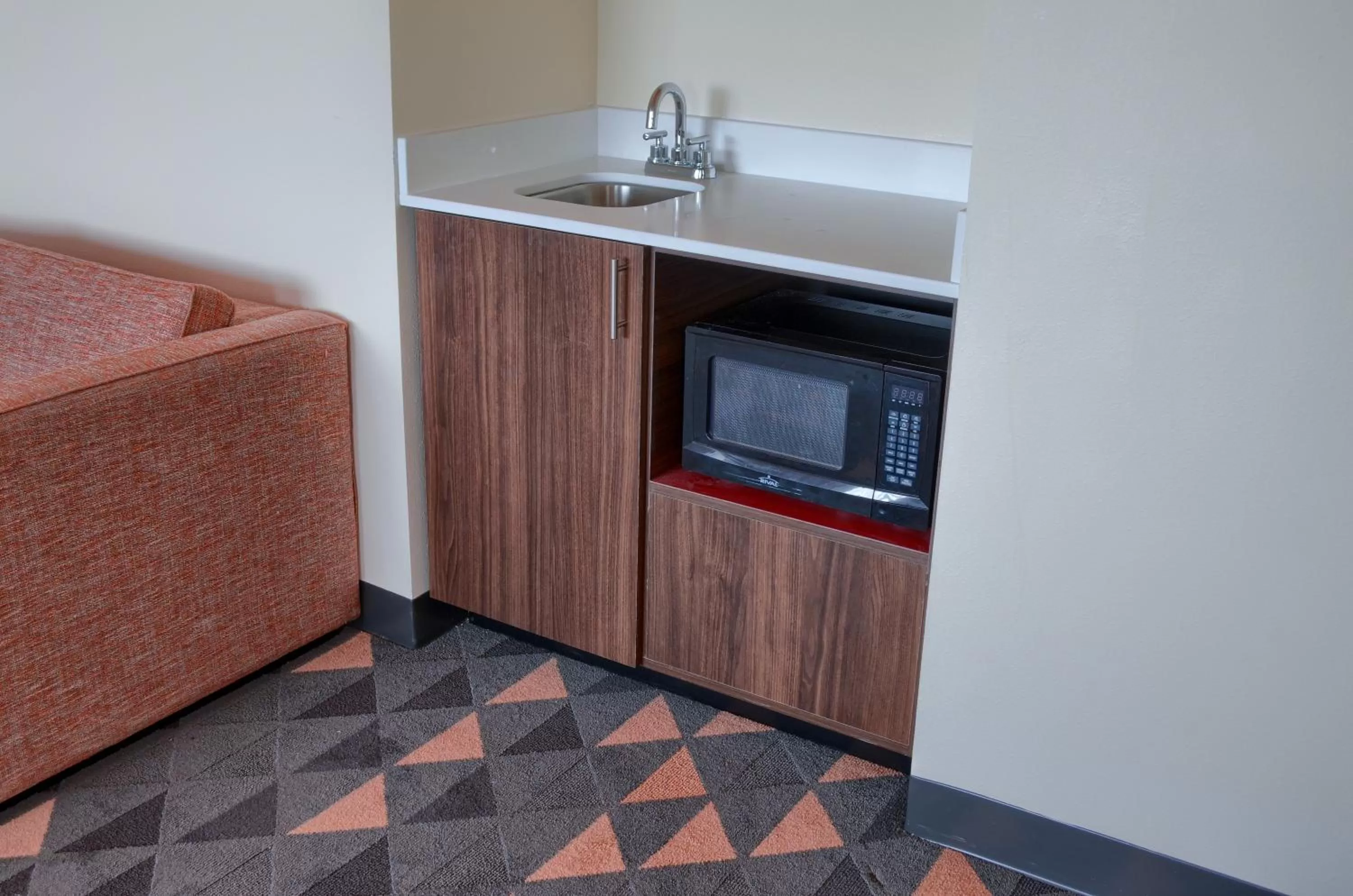 Photo of the whole room in Holiday Inn Mobile West I-10 by IHG