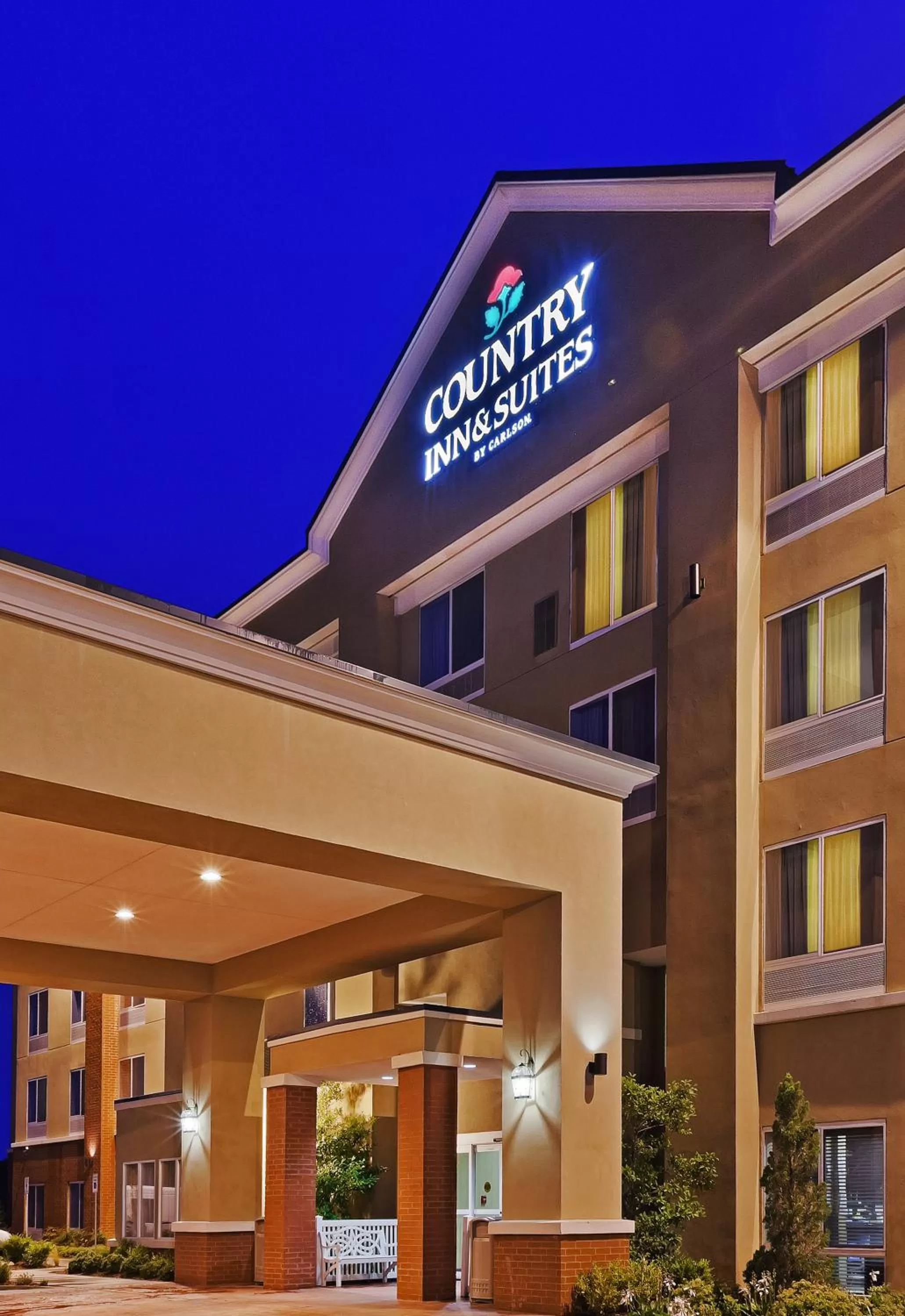 Facade/entrance in Country Inn & Suites by Radisson, Oklahoma City Airport, OK