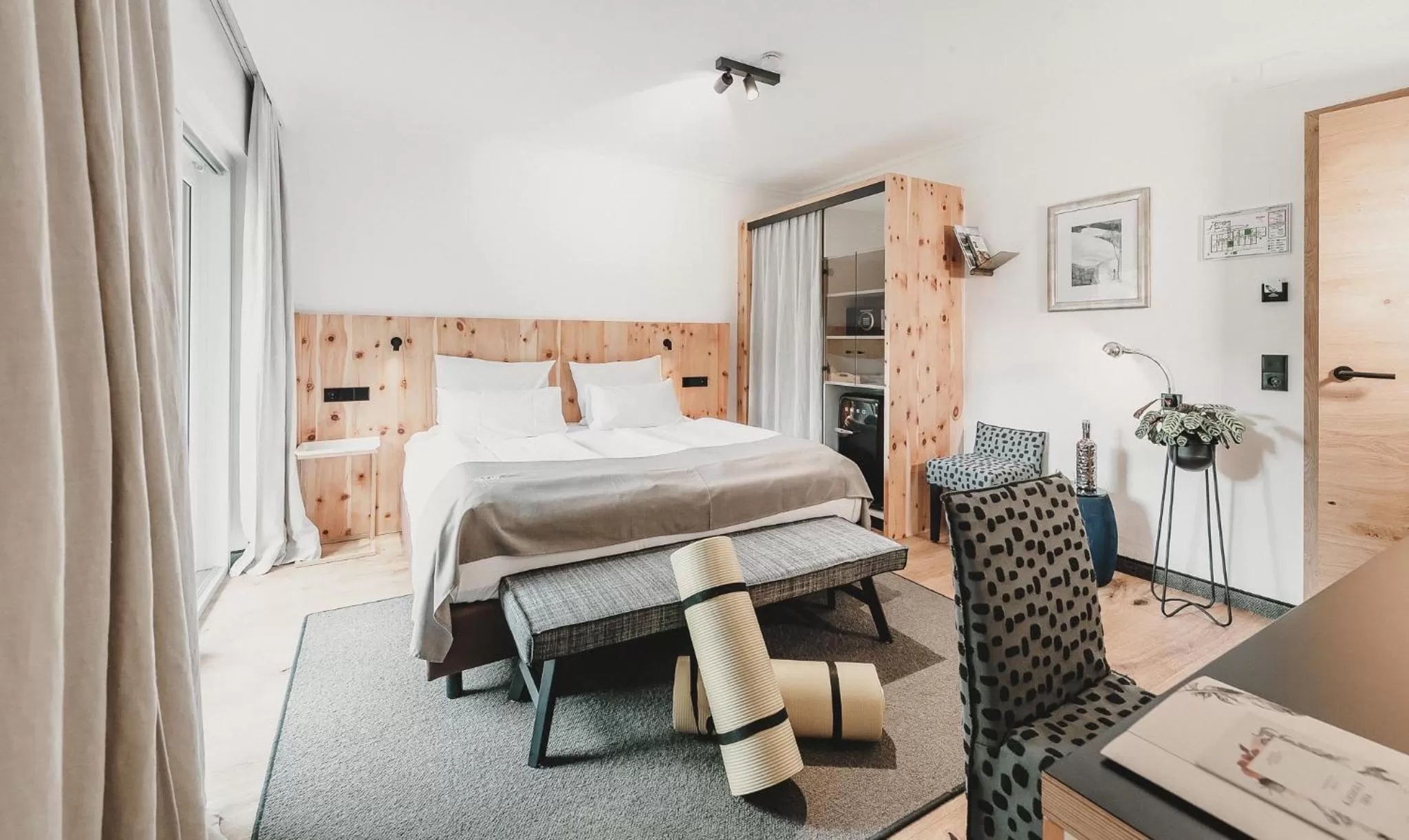 Photo of the whole room, Bed in Hotel & Appartements Tiroler Buam