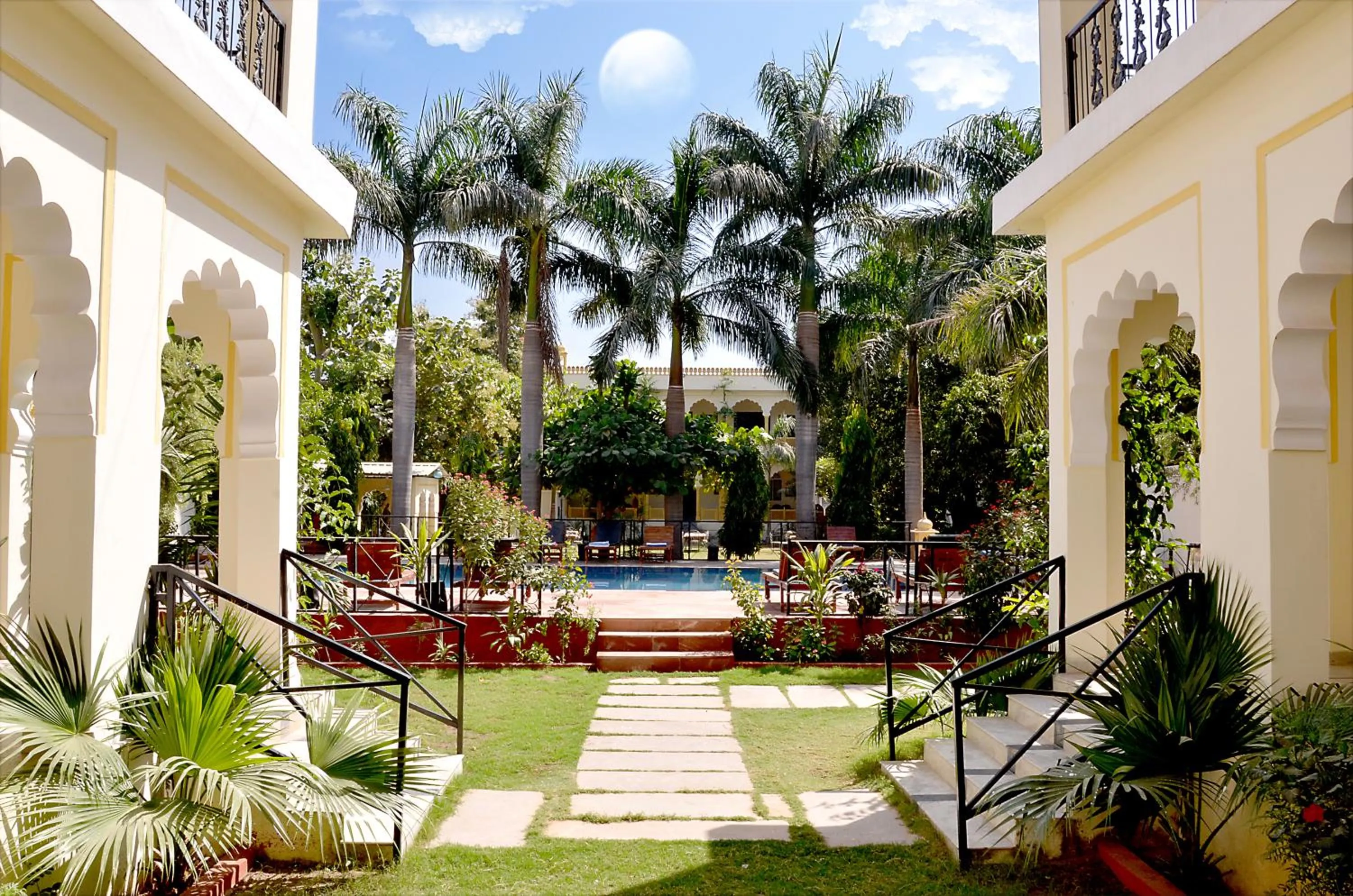 Facade/entrance in Raj Palace Resort