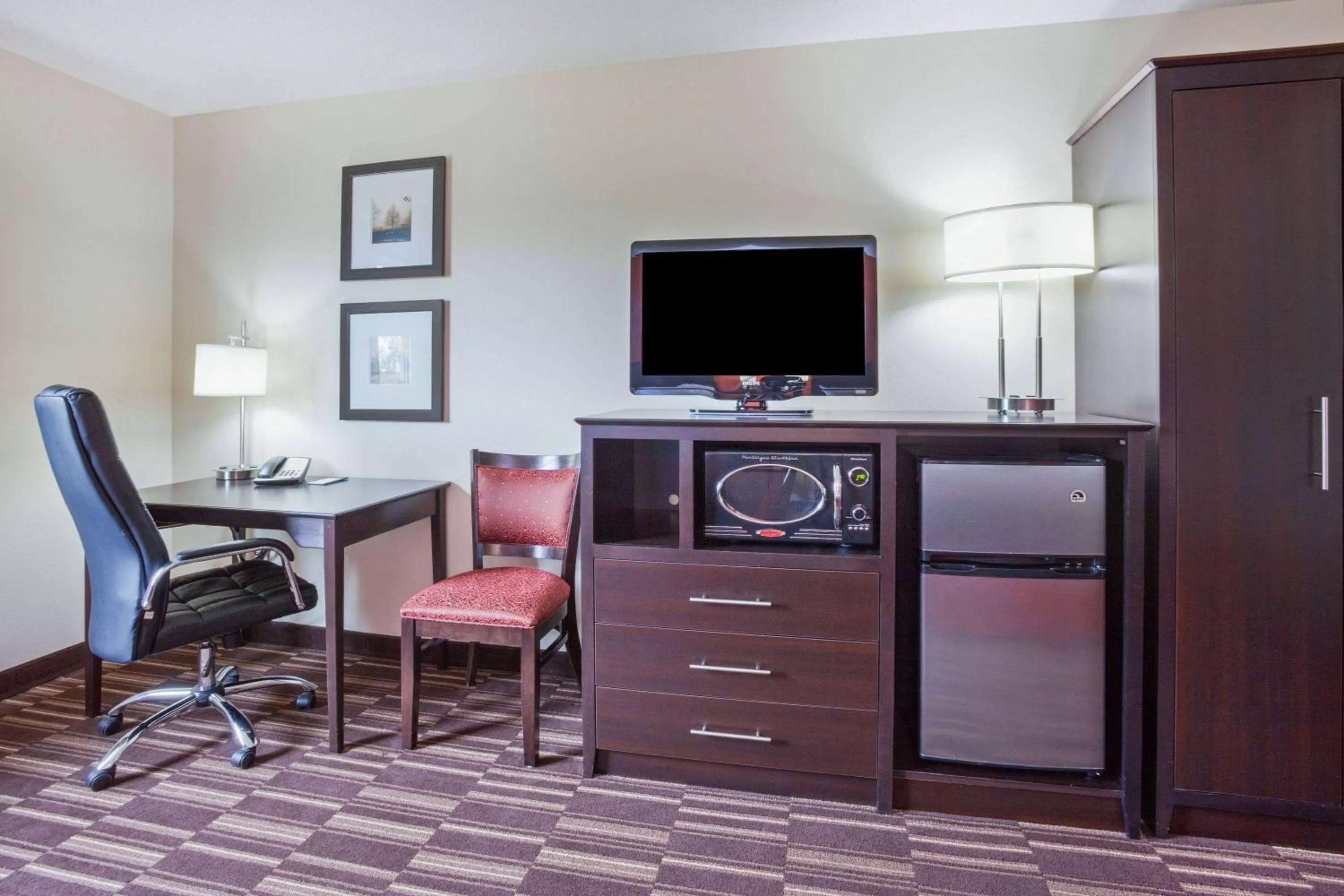 Photo of the whole room in AmericInn by Wyndham Sartell