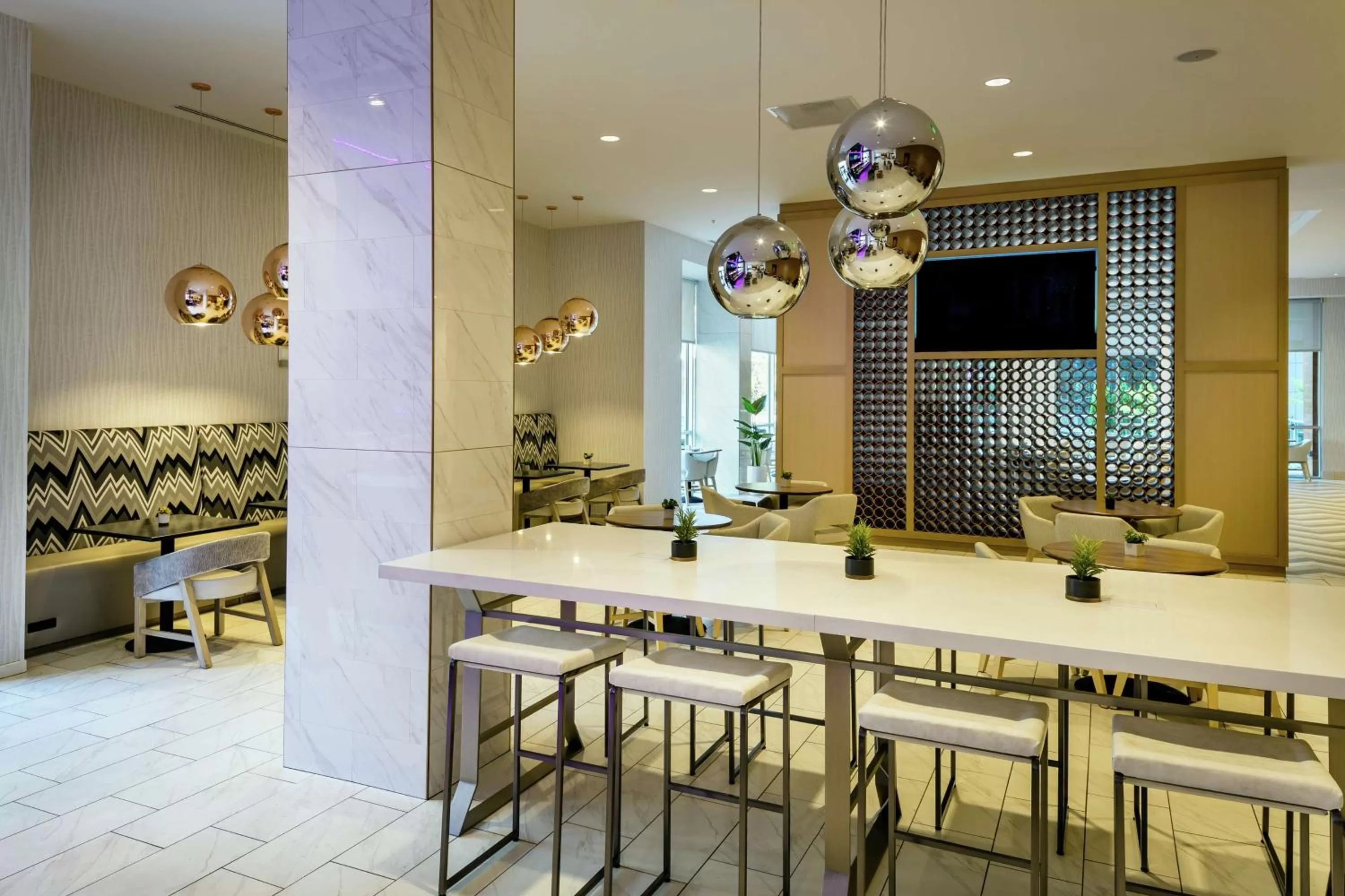 Lobby or reception in Hilton Garden Inn Seattle Bellevue Downtown, WA