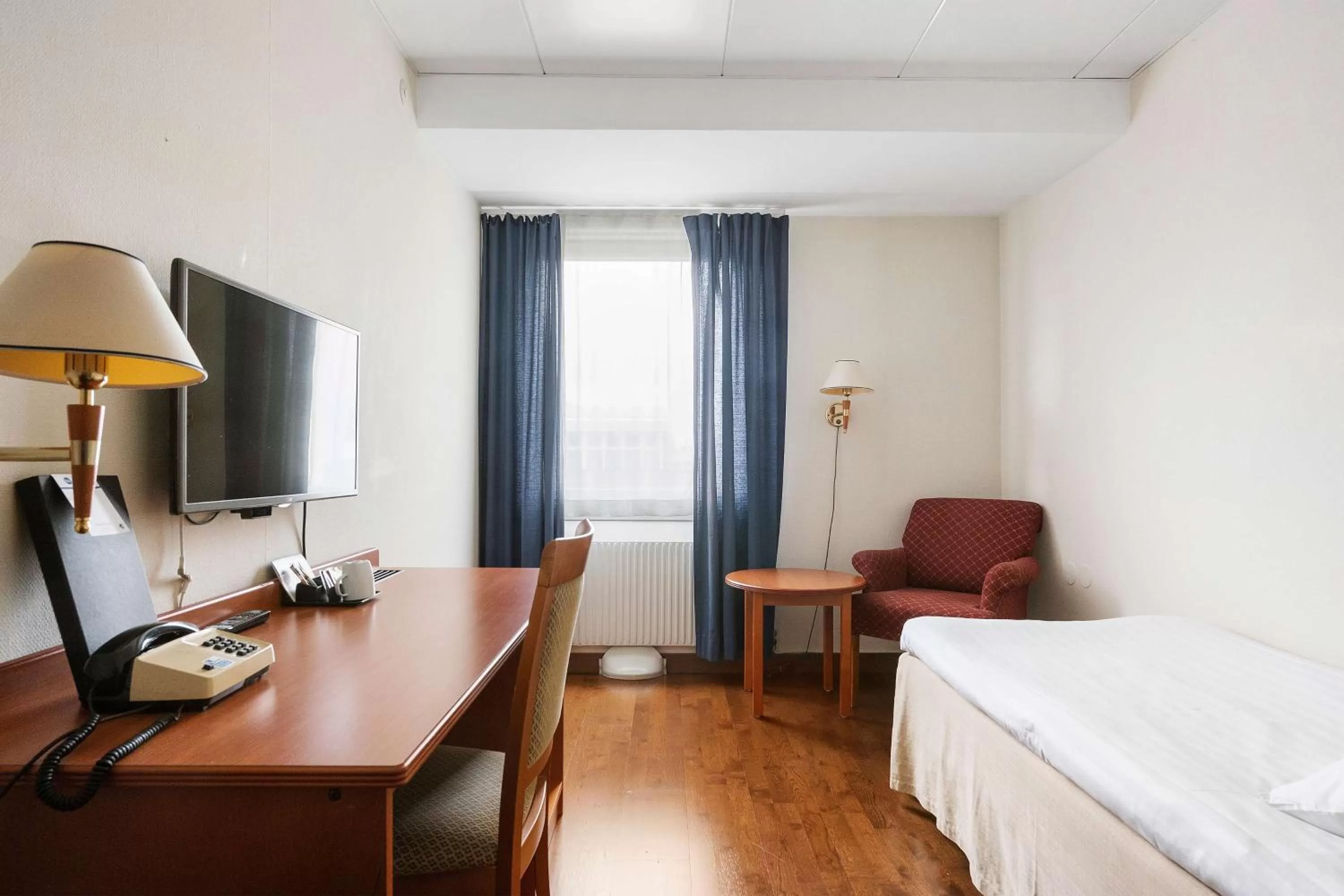 Bedroom, Bed in Best Western Nya Star Hotel