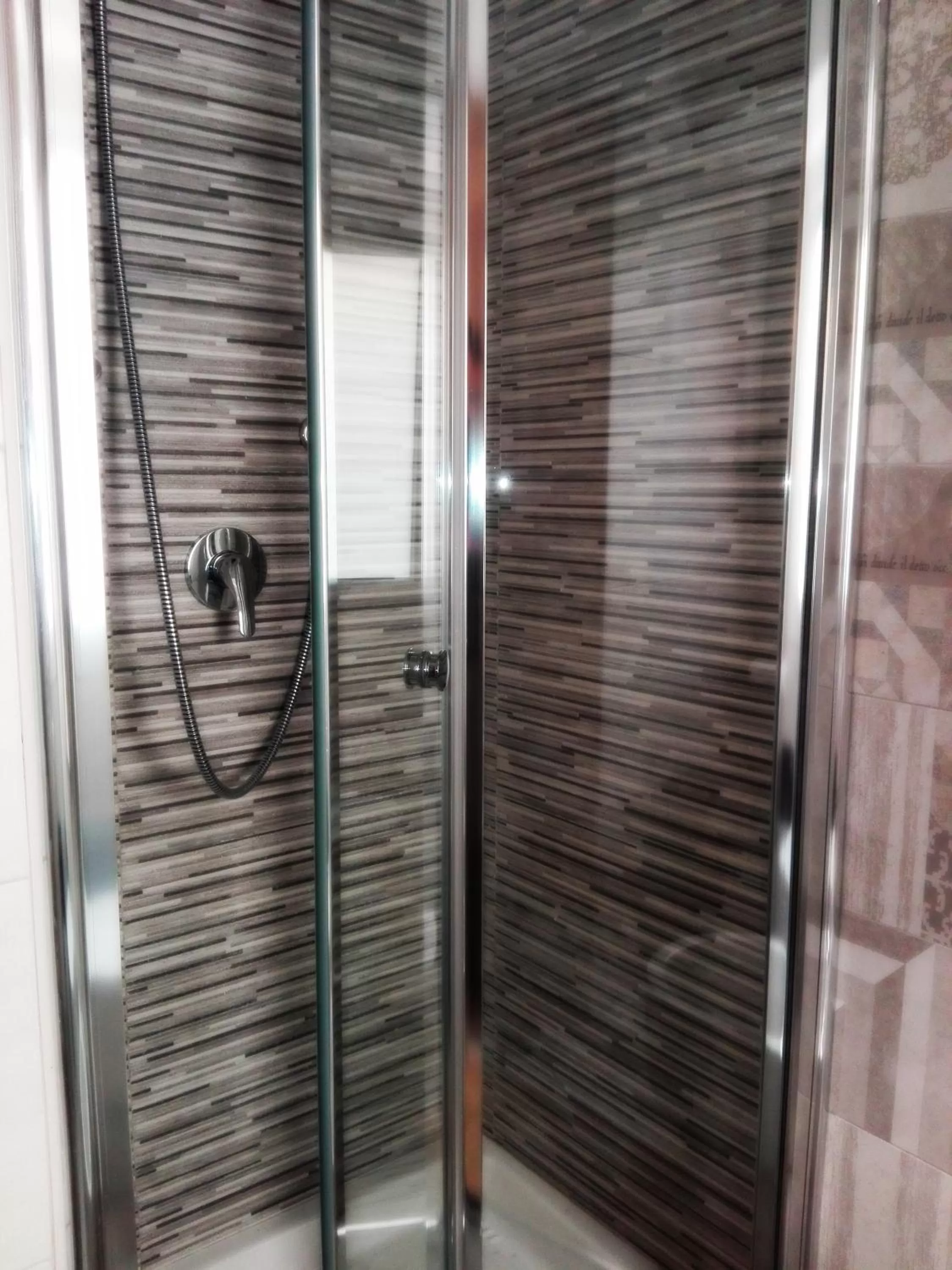 Shower in B&B San Francesco