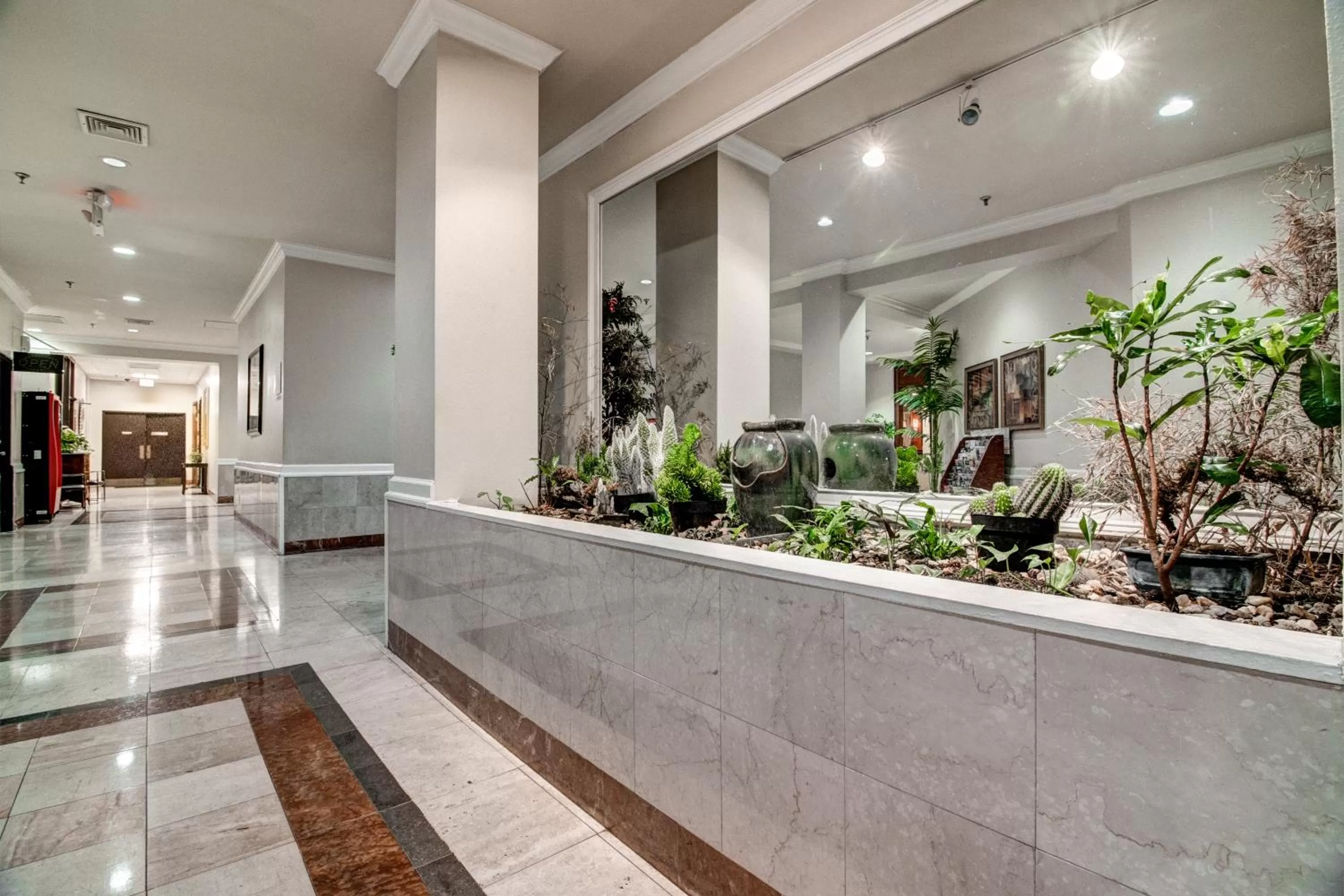 Decorative detail in Ramada Plaza by Wyndham Atlanta Airport