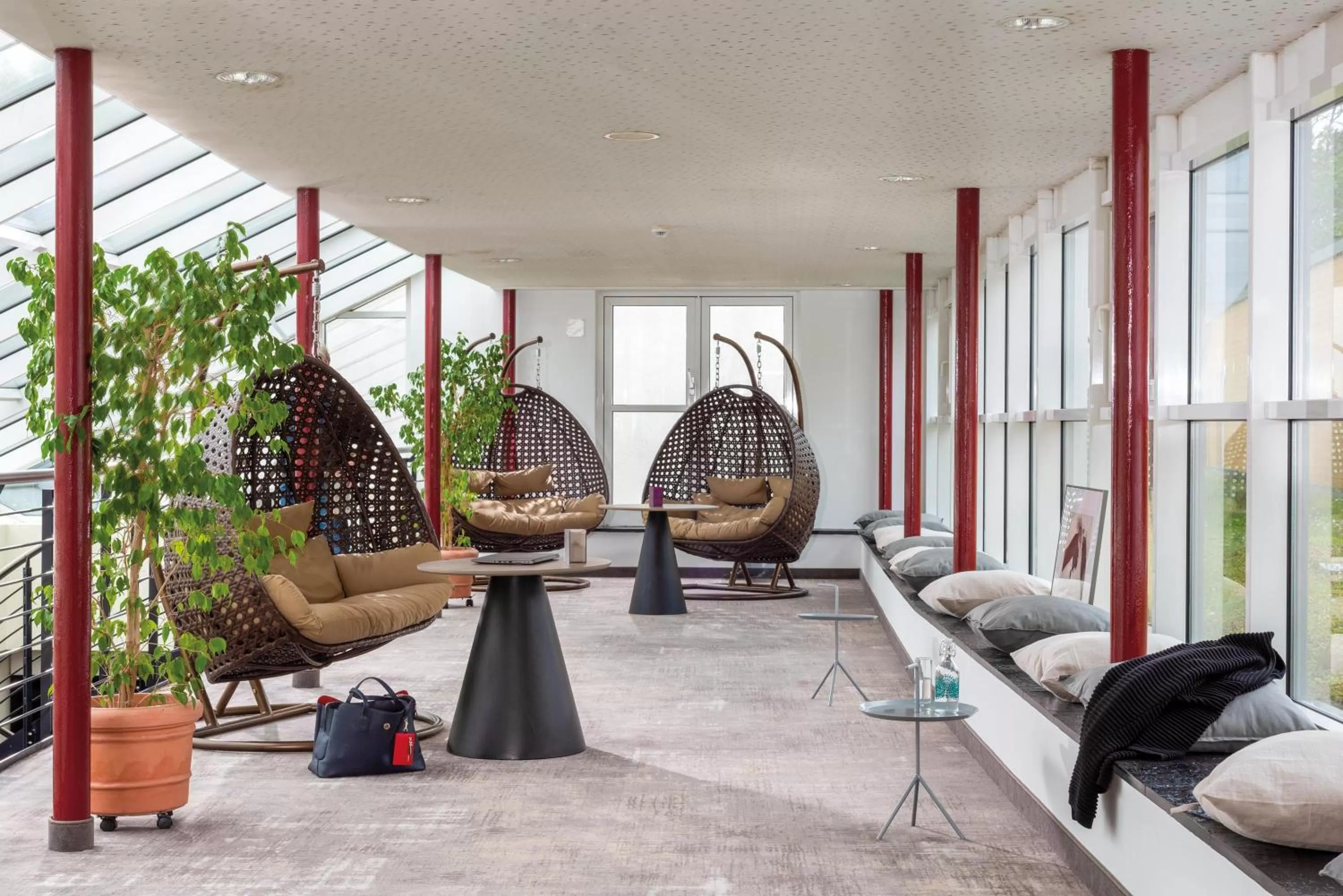 Lounge or bar in Seminaris SeeHotel Potsdam