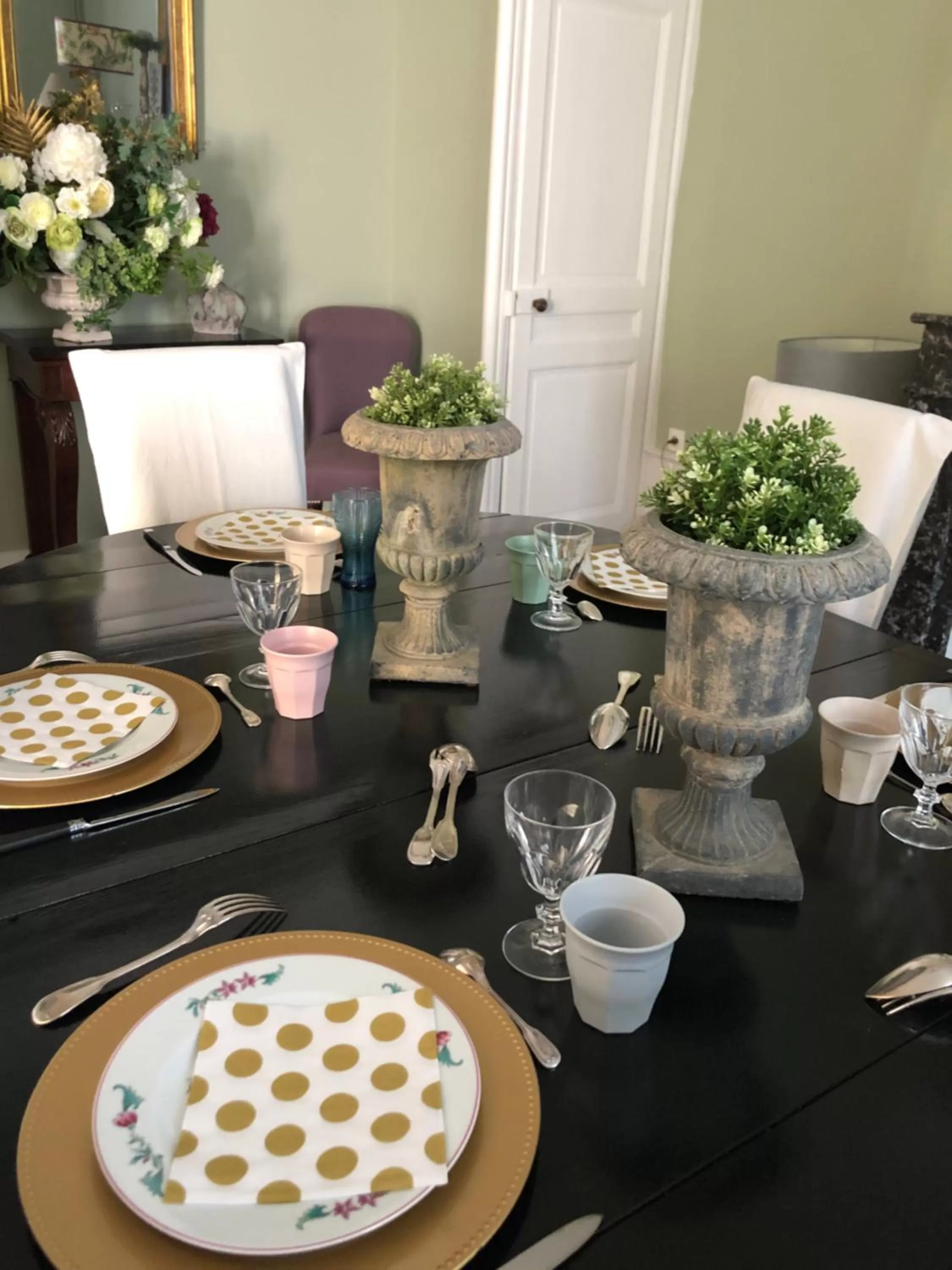 Au 16 Place Saint Louis