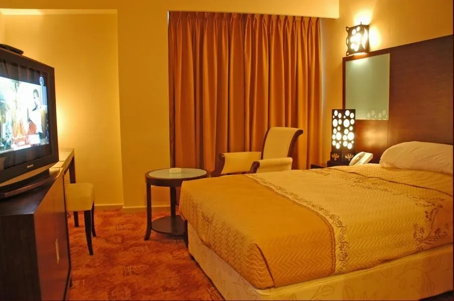 Photo of the whole room, Bed in Galaxy Amman Hotel