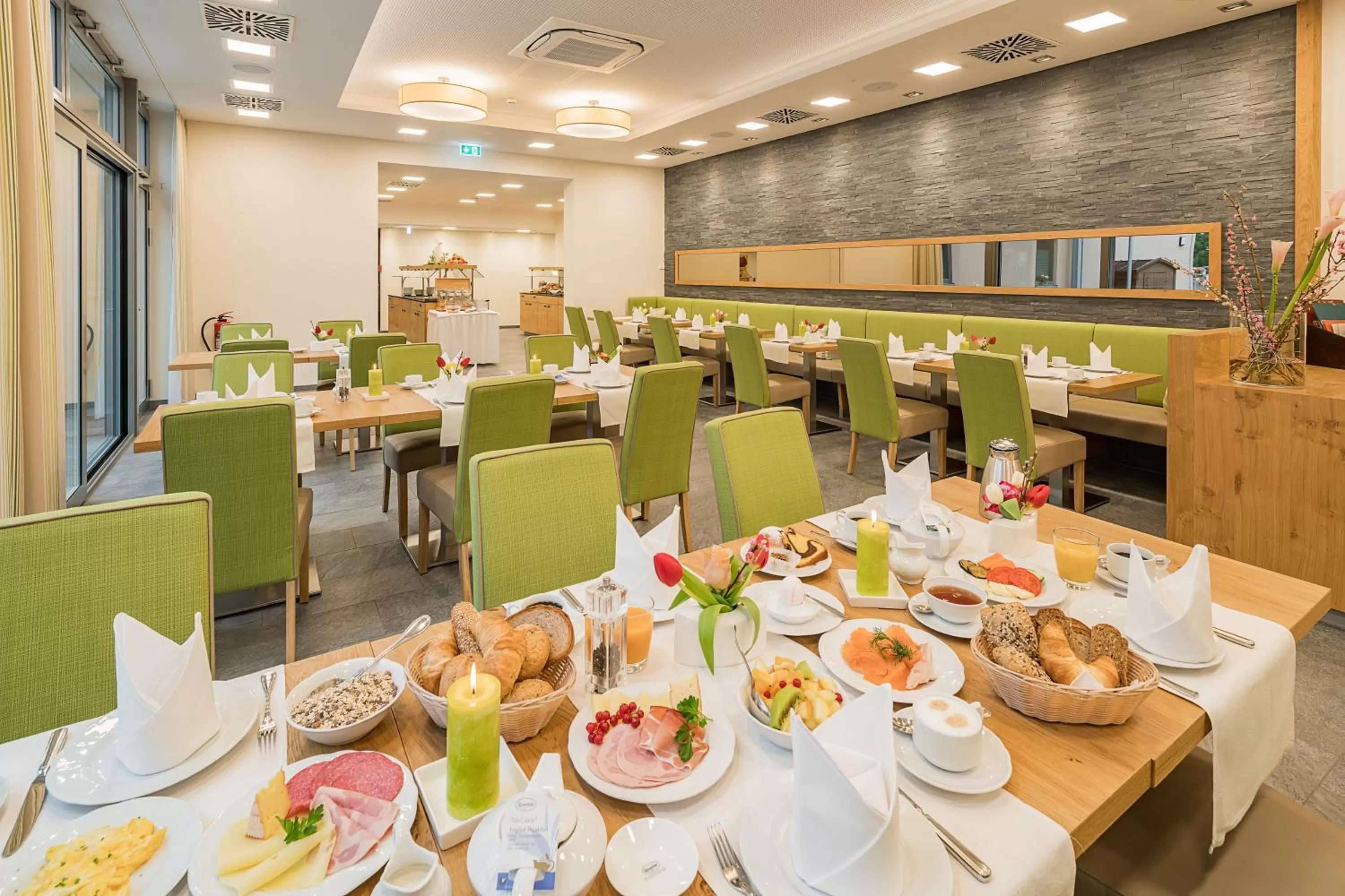 Breakfast in Hotel Rose