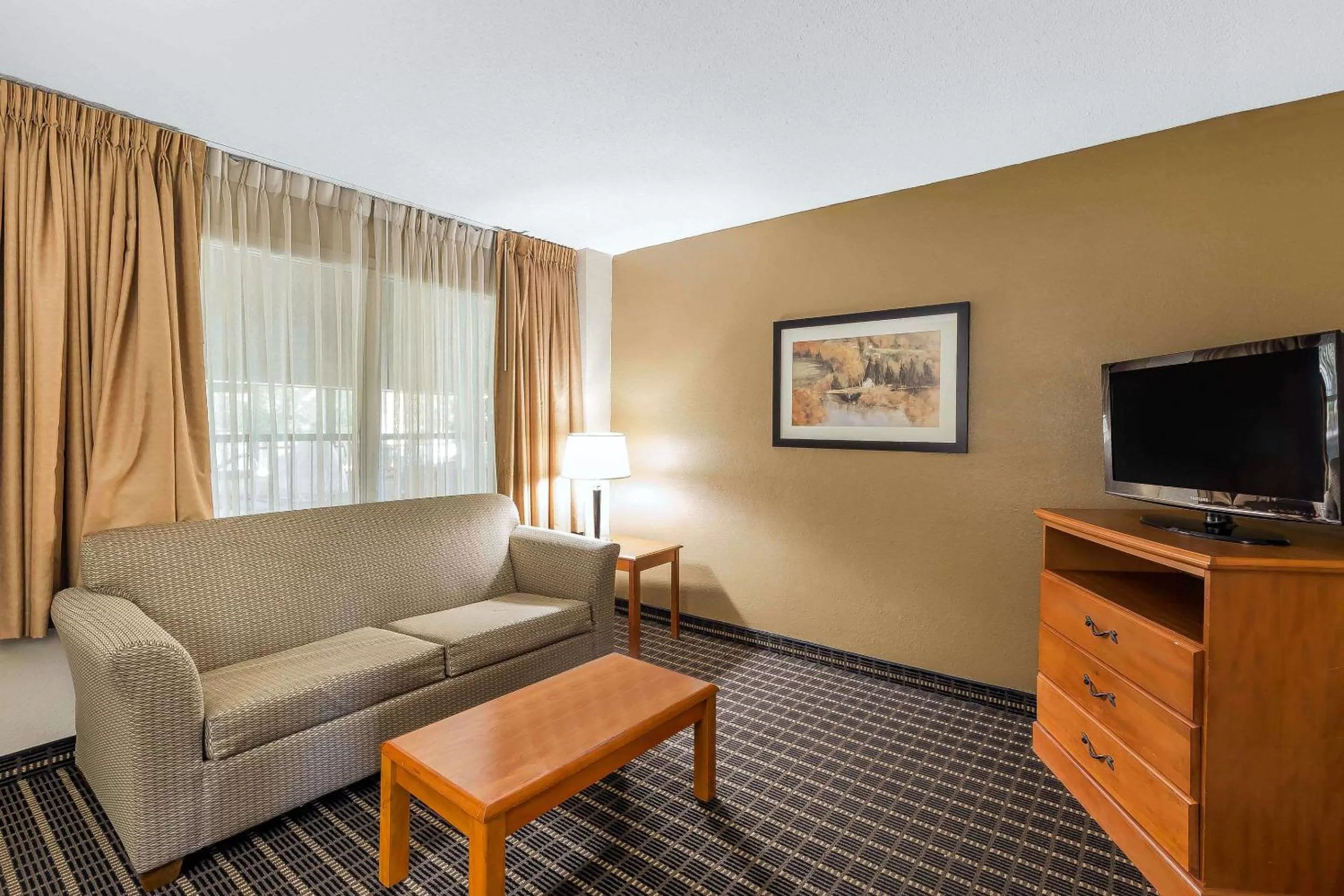 Photo of the whole room in Quality Inn & Suites Sevierville - Pigeon Forge