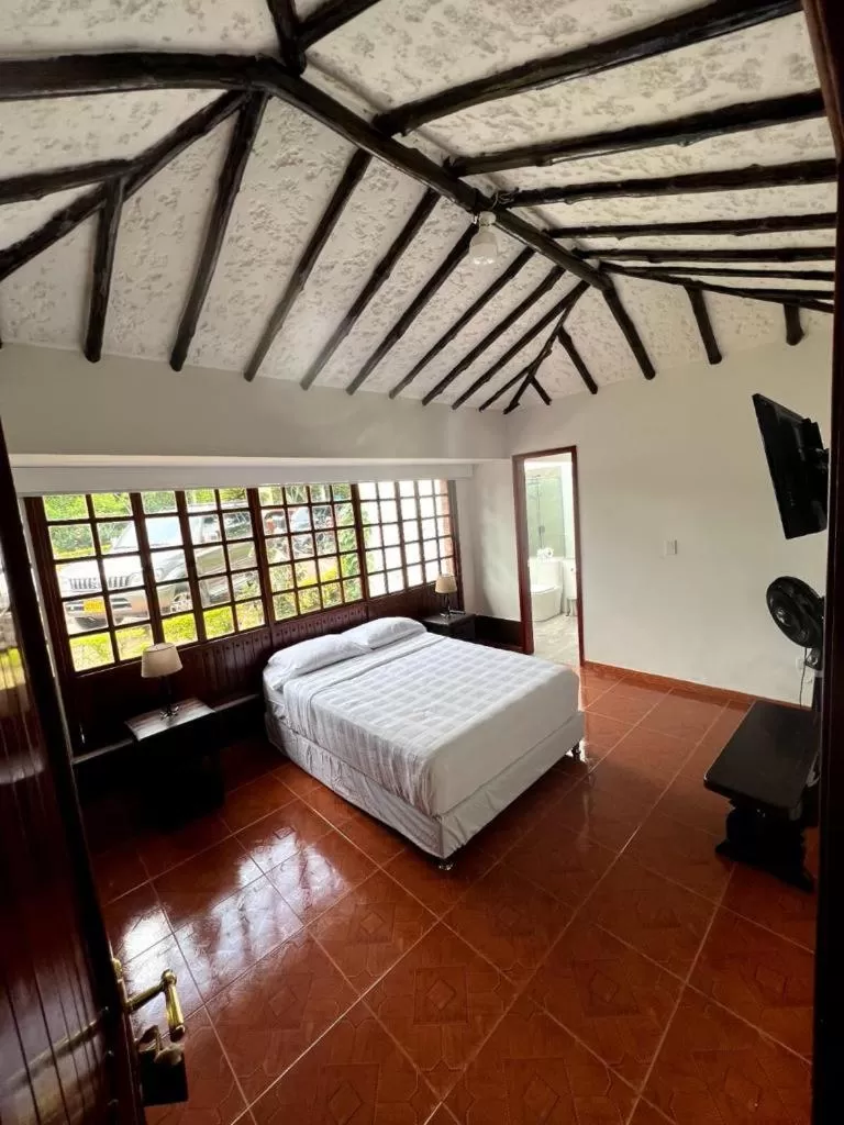 Hotel Chalet El Castillo by Majuva