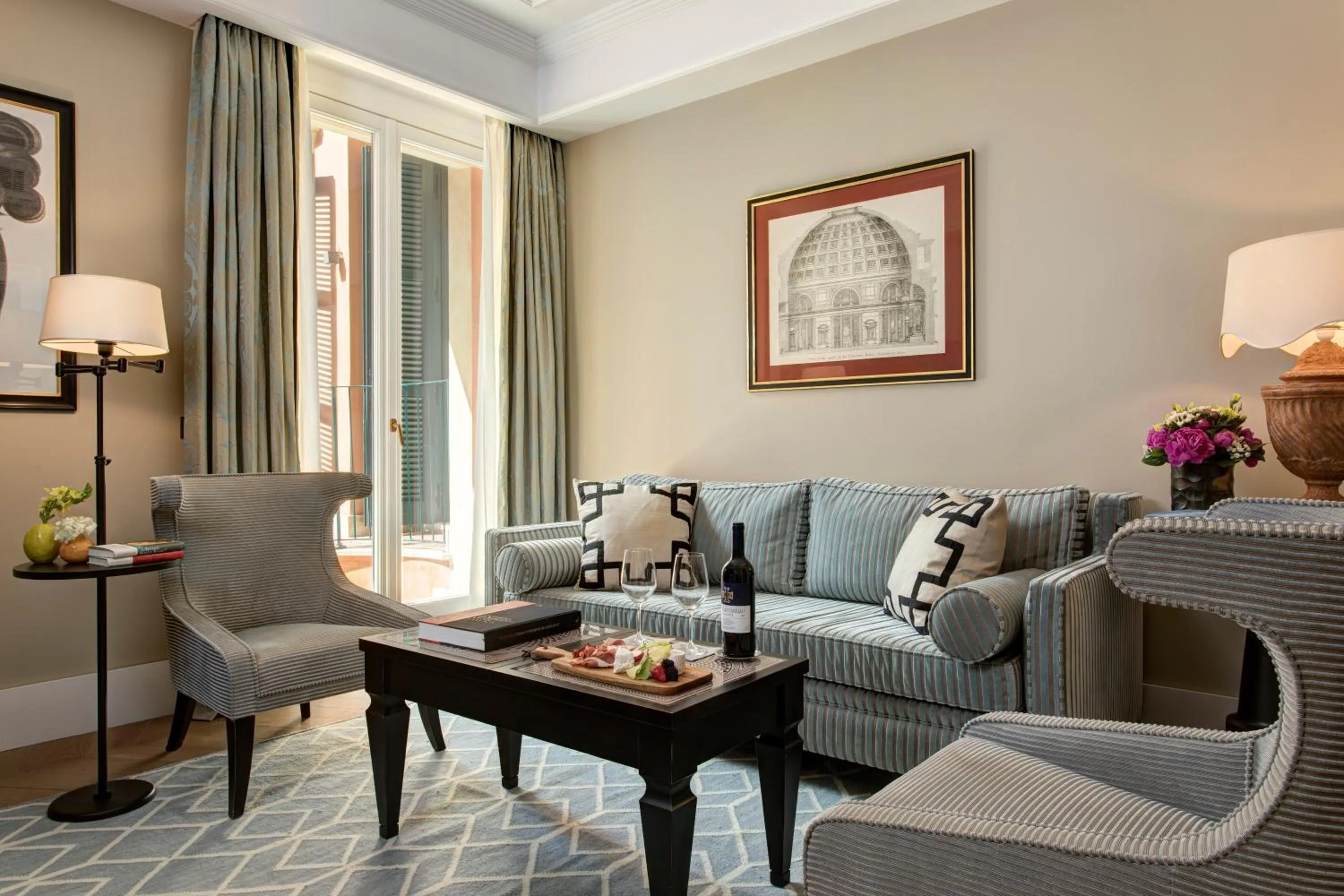 Inner courtyard view in Rocco Forte Hotel De La Ville