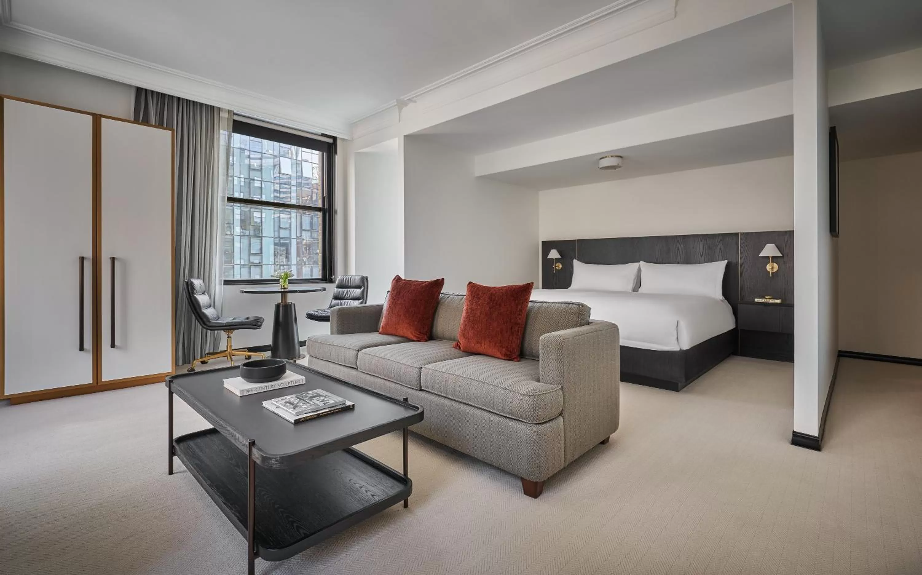 Bedroom, Bed in Pendry Chicago