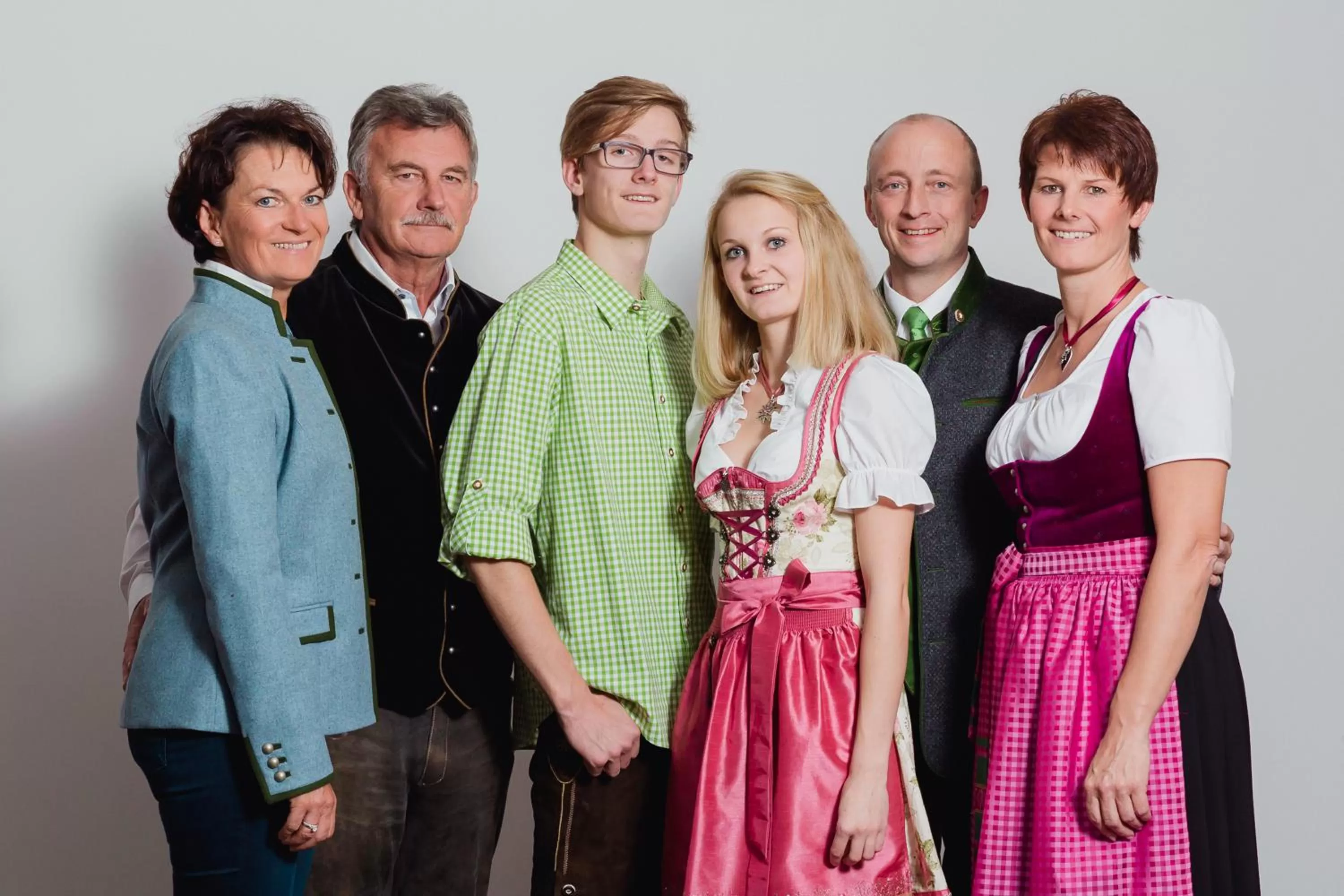 Family in Hotel Restaurant Zum Goldenen Anker mit Hallenbad & Wellnessbereich