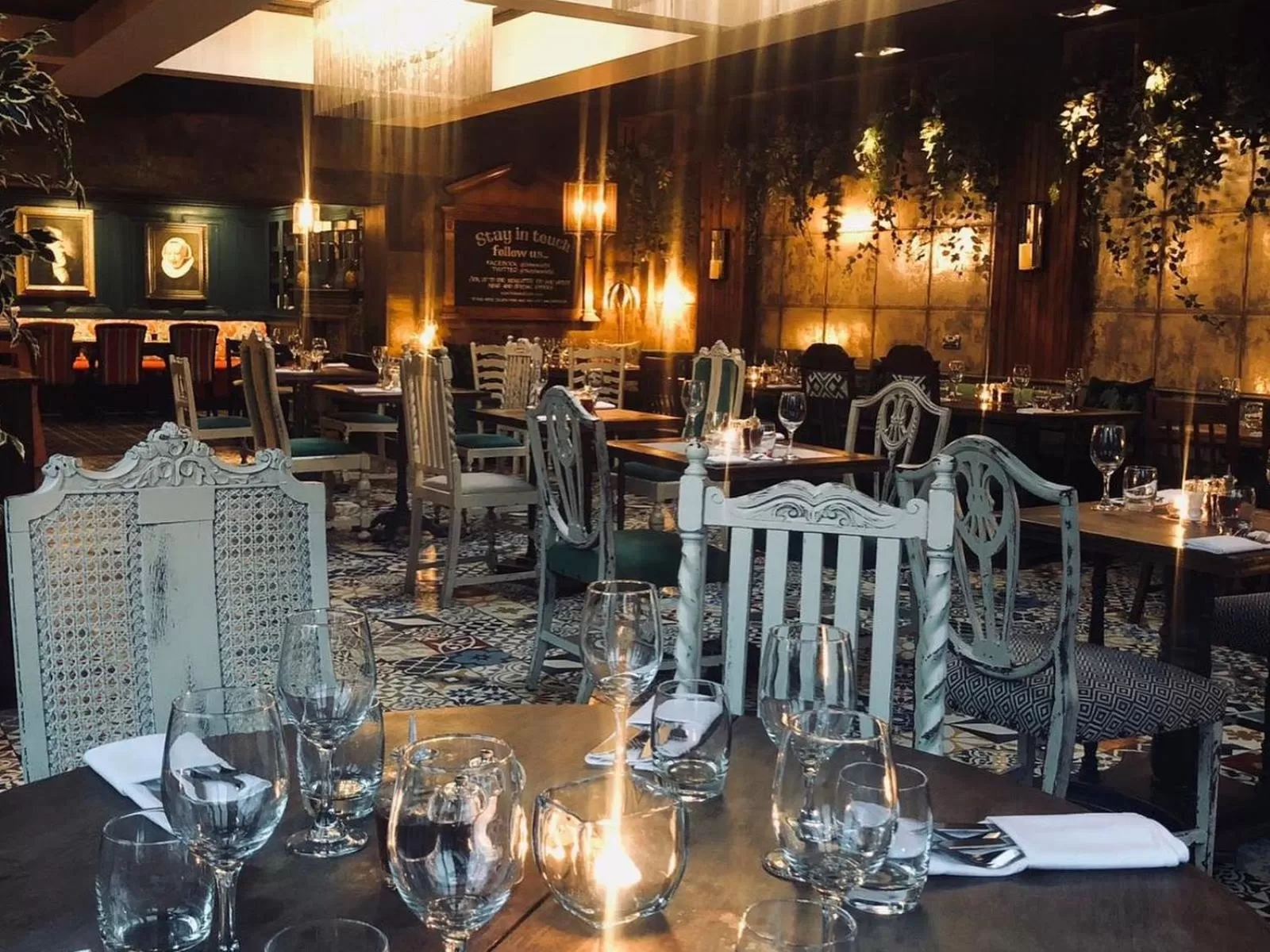 Restaurant/places to eat in The Belmore