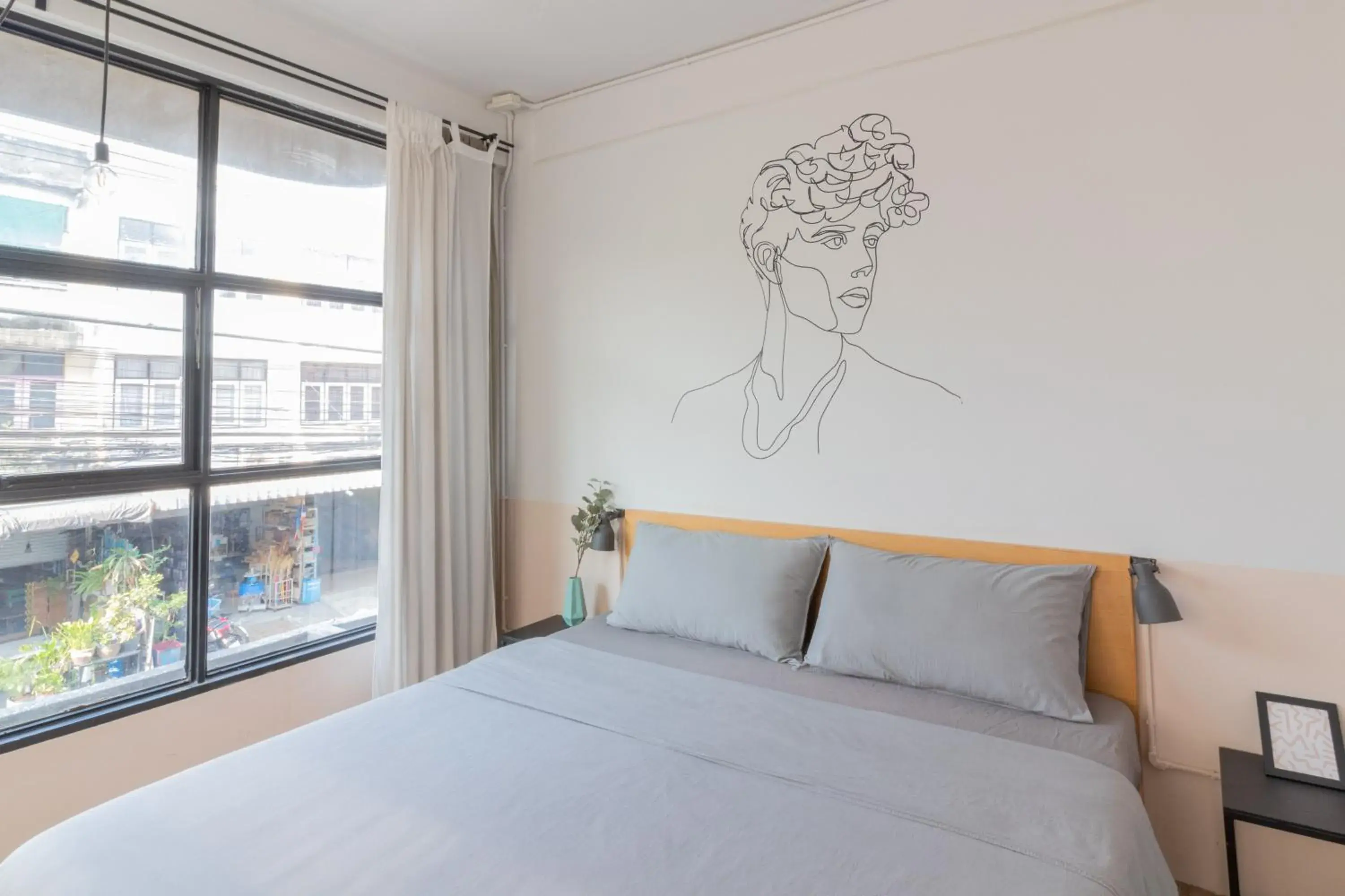 Double Room with Private Bathroom in Beige Poshtels Double Room with Private Bathroom in Beige Poshtels