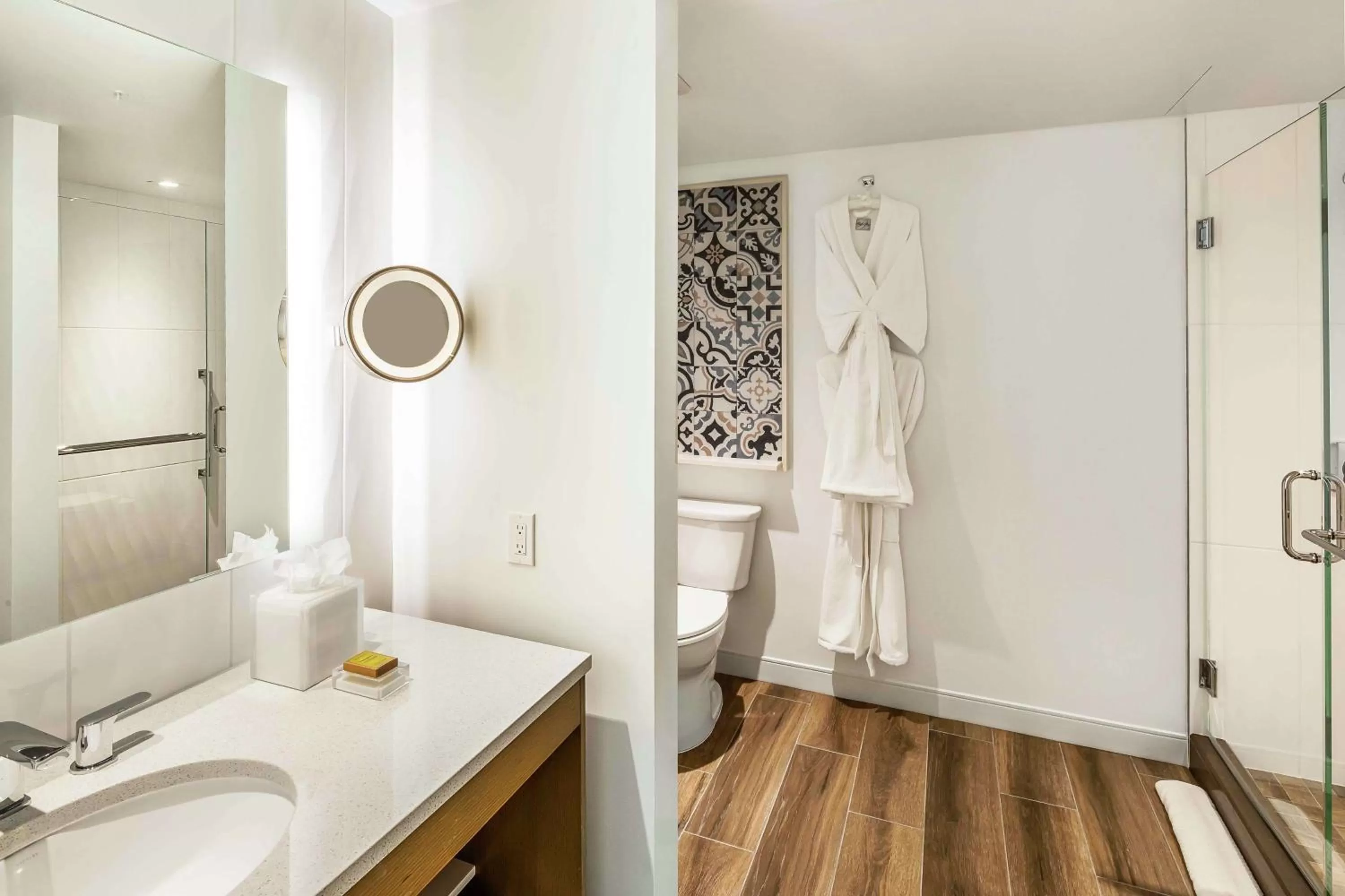 Bathroom in Hilton Miami Dadeland