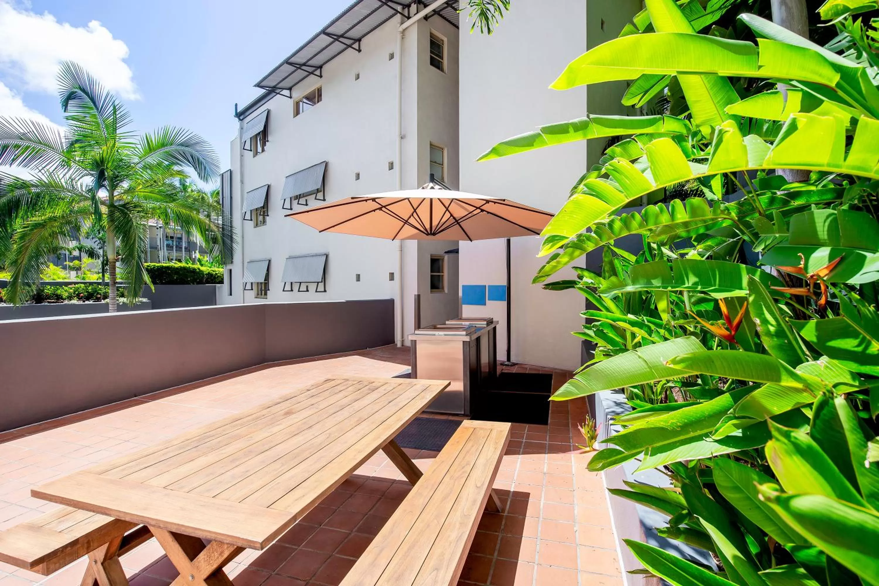 BBQ facilities in Mantra French Quarter Noosa