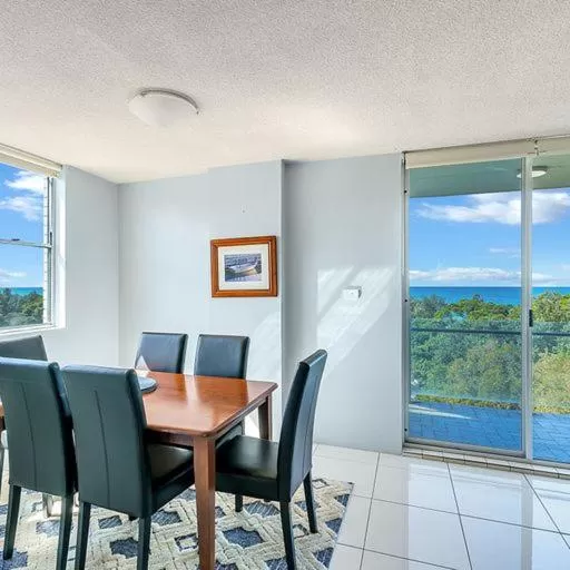 Tradewinds Apartments