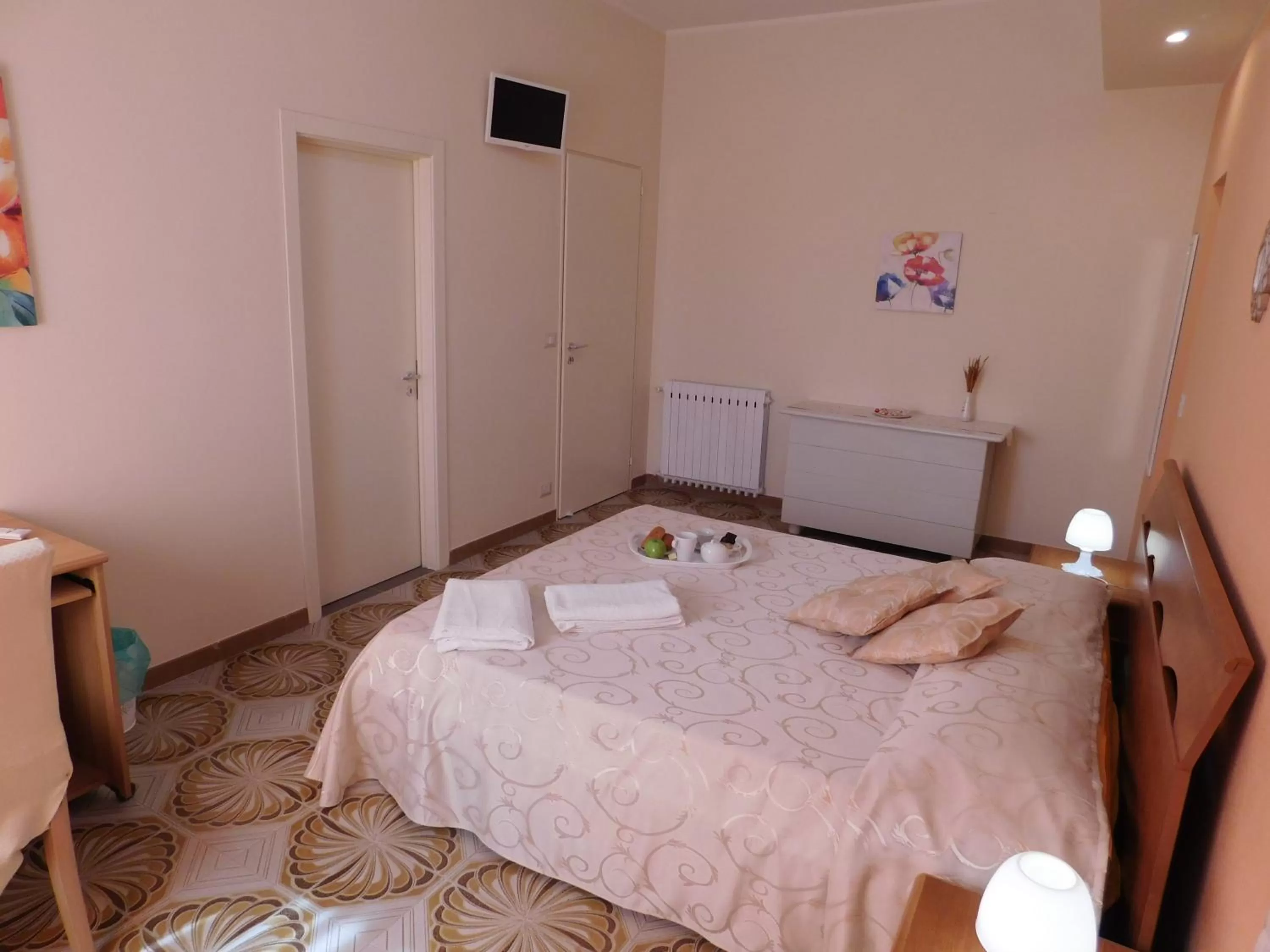 Photo of the whole room in Affittacamere La Dolce Mela