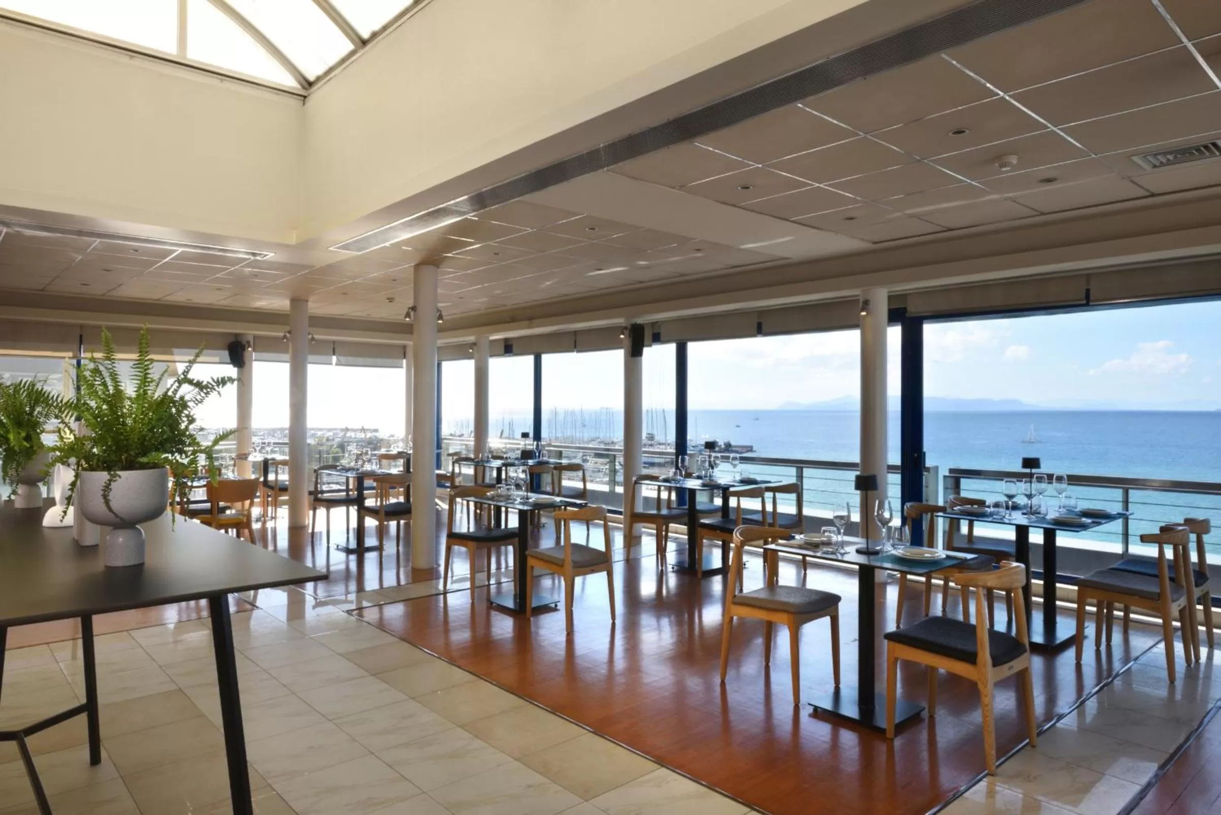 Restaurant/places to eat in Poseidon Athens Hotel