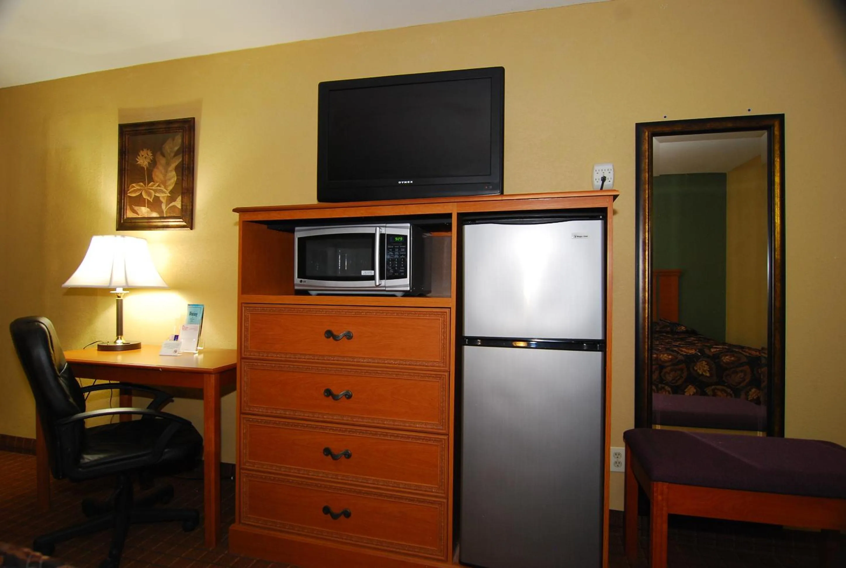 TV and multimedia in Coach Light Inn