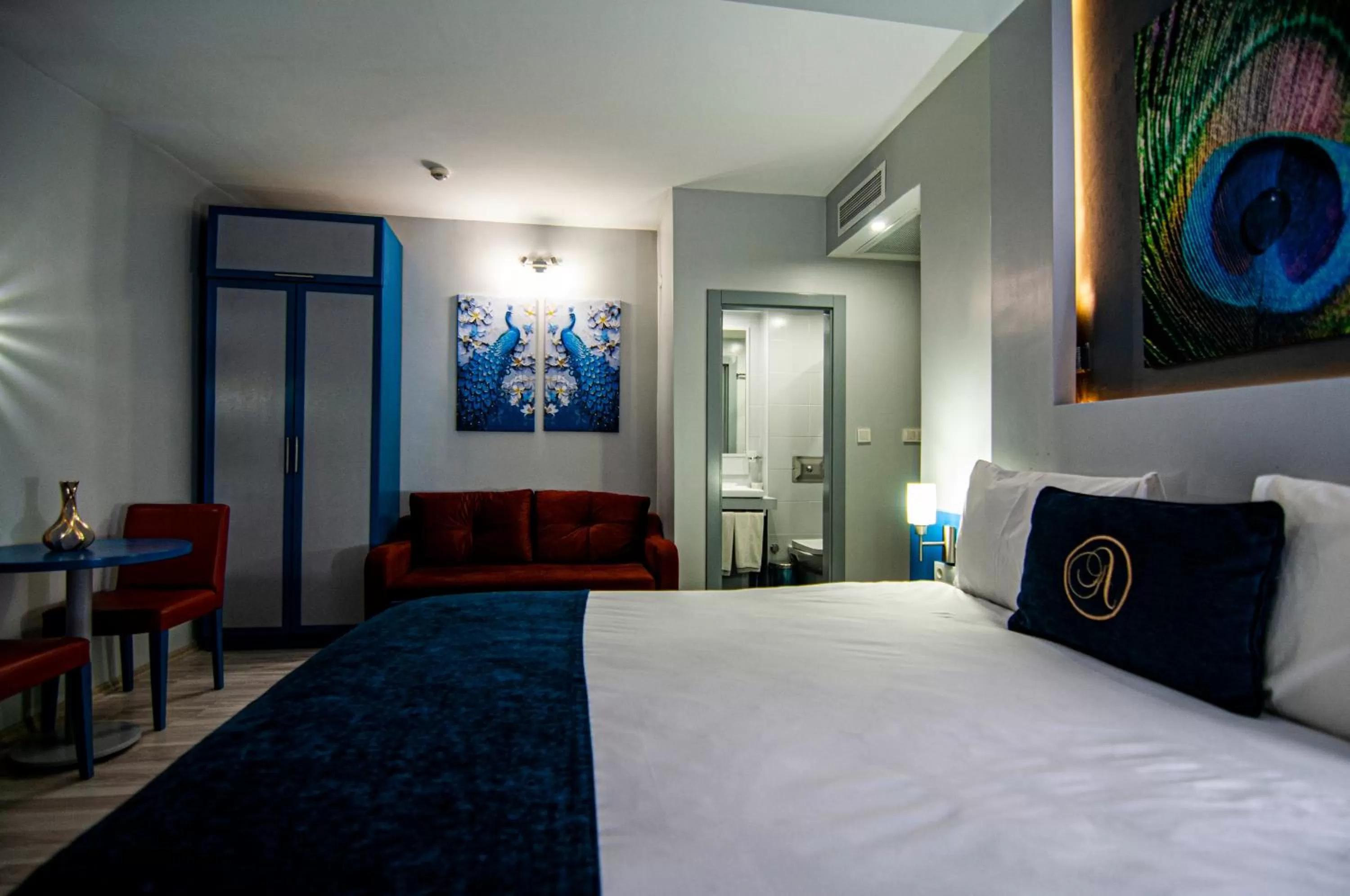 Bed in Lapis Inn Hotel & Spa ( Ex. Ambassador Hotel)