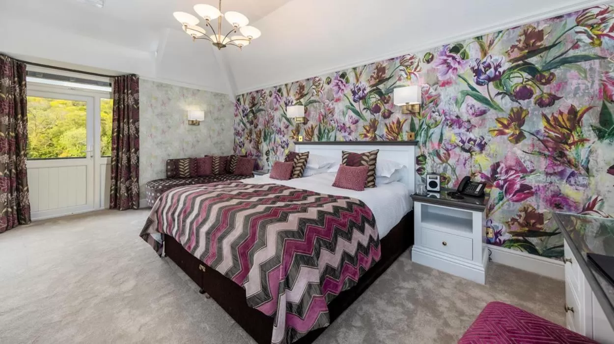 Photo of the whole room, Bed in Applegarth Villa Hotel & Restaurant (Adult Only)