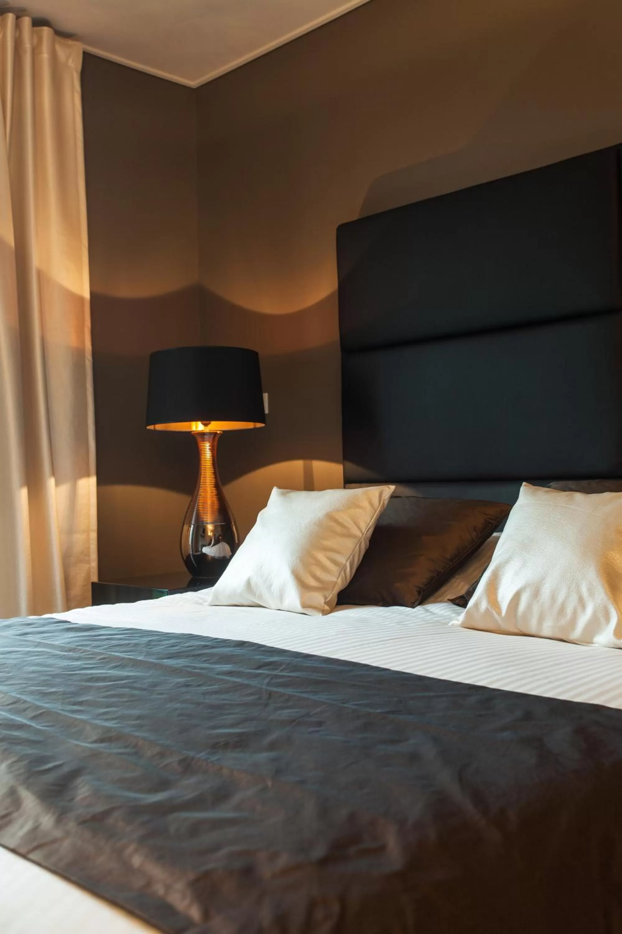 Bedroom, Bed in Hotel Restaurant Les Capucins