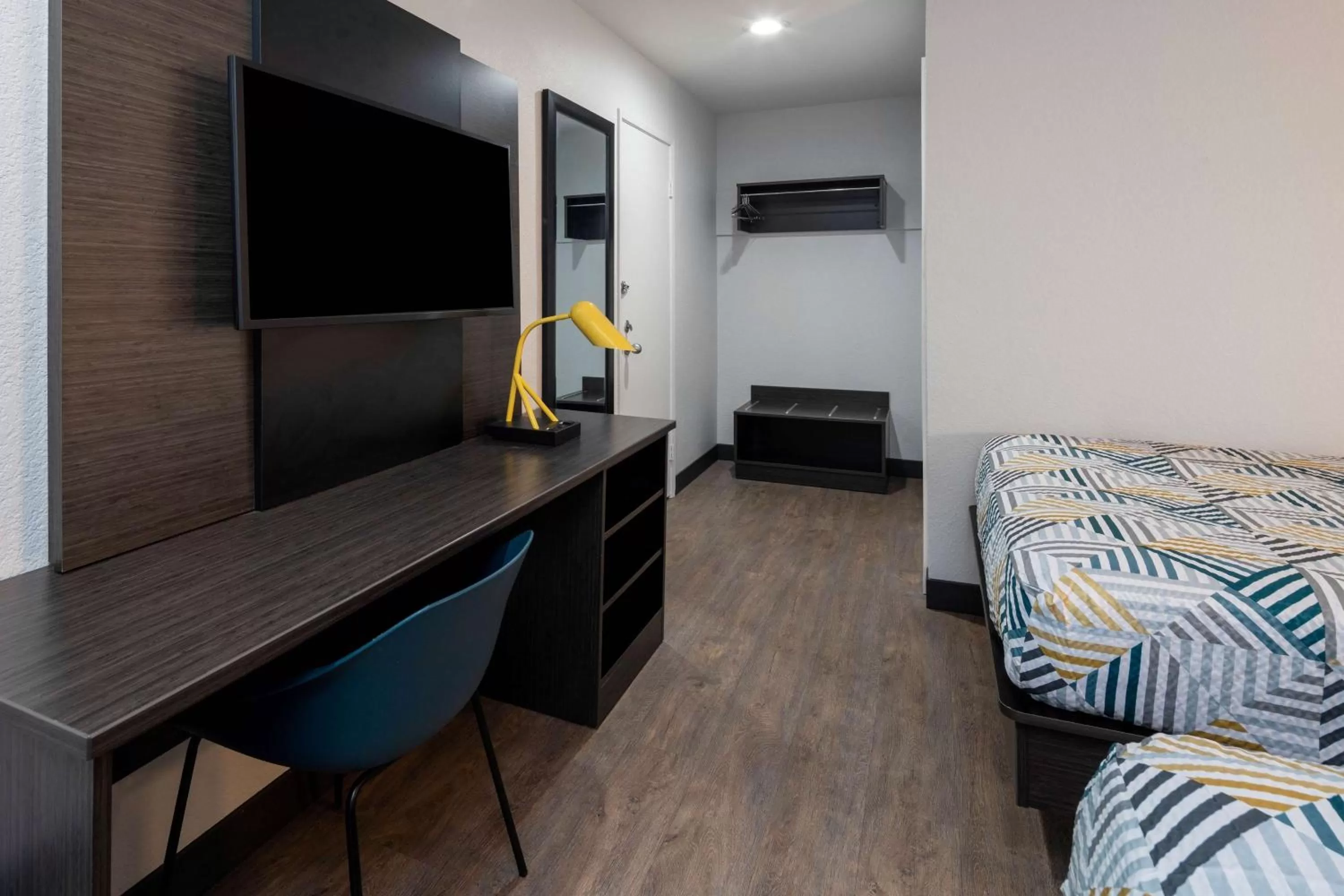 Photo of the whole room, Bed in Motel 6-Fontana, CA